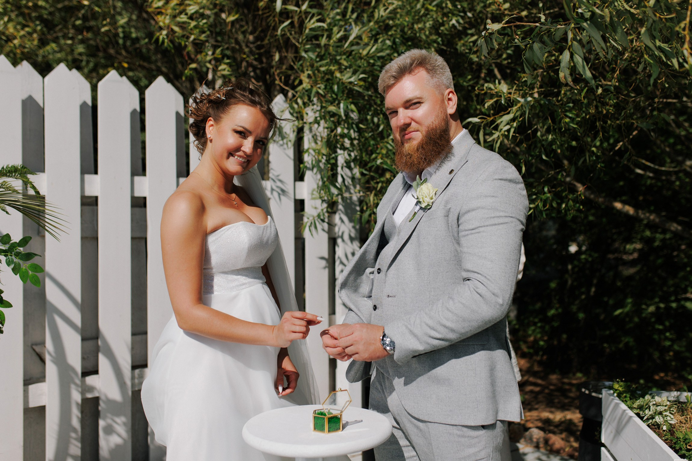 Свадебная фотосессия на финском заливе. Свадебный фотограф СПБ