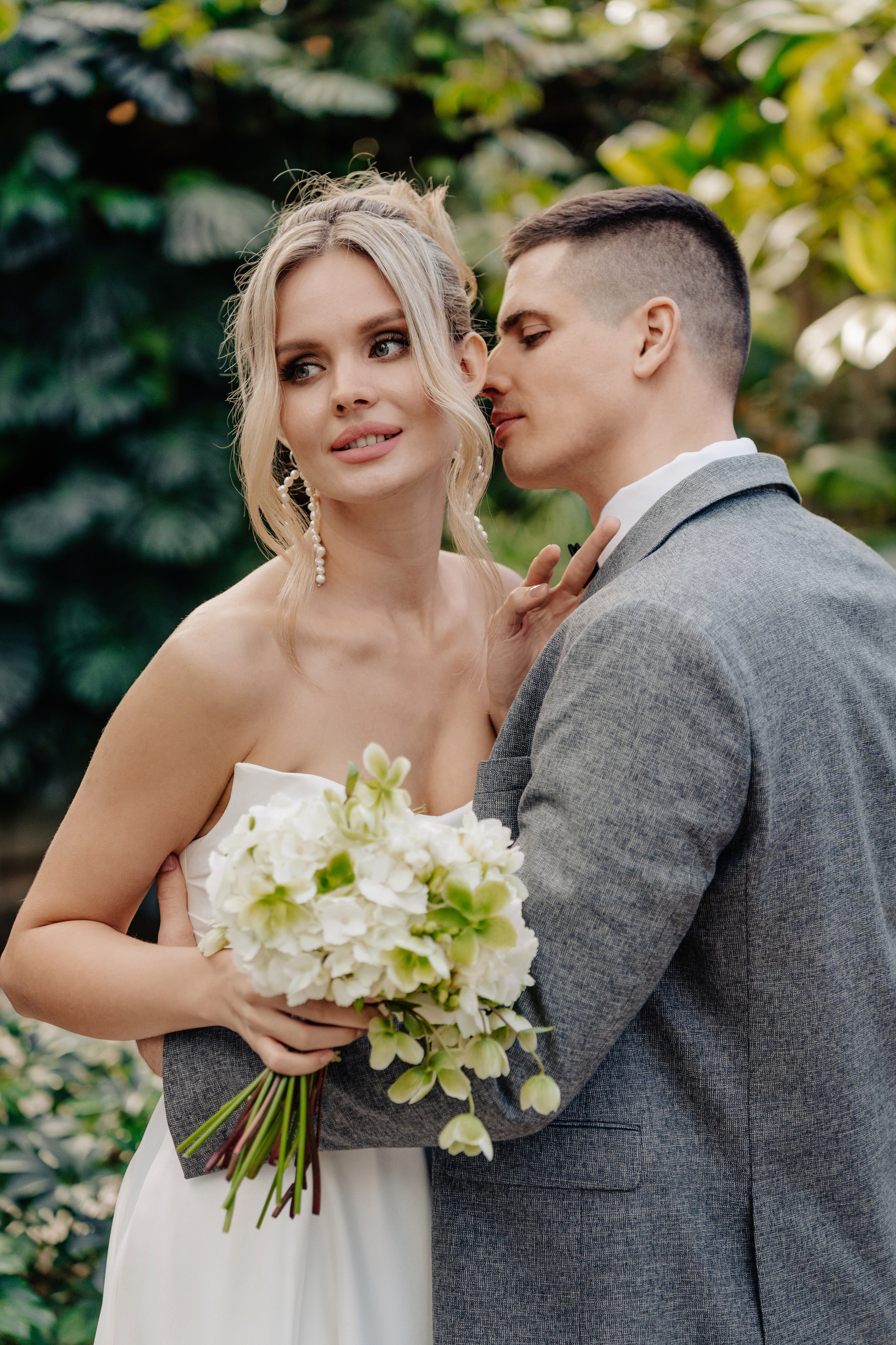 Свадебная в оранжерее. Михаил и Виктория. Фотограф Сергей Лукьяненко