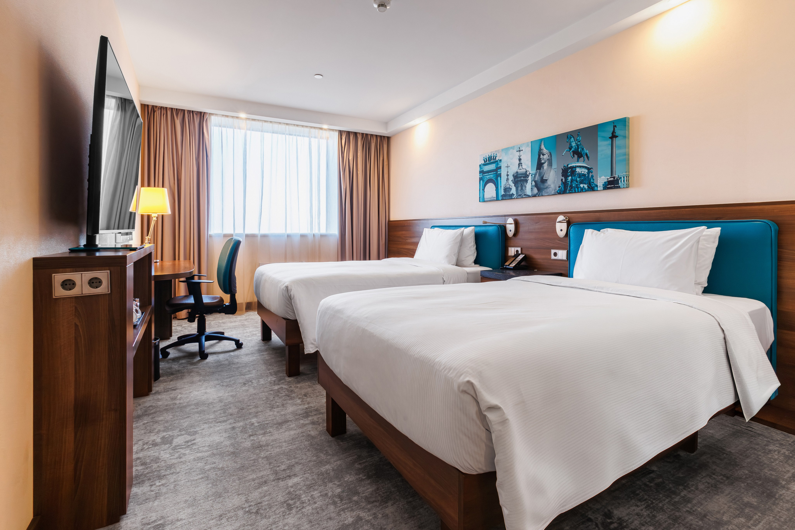Hampton by Hilton Saint Petersburg ExpoForum 3*. Коммерческий фотограф в Санкт-Петербурге | Фуд, интерьерная и рекламная съемка | Влад Жолудев