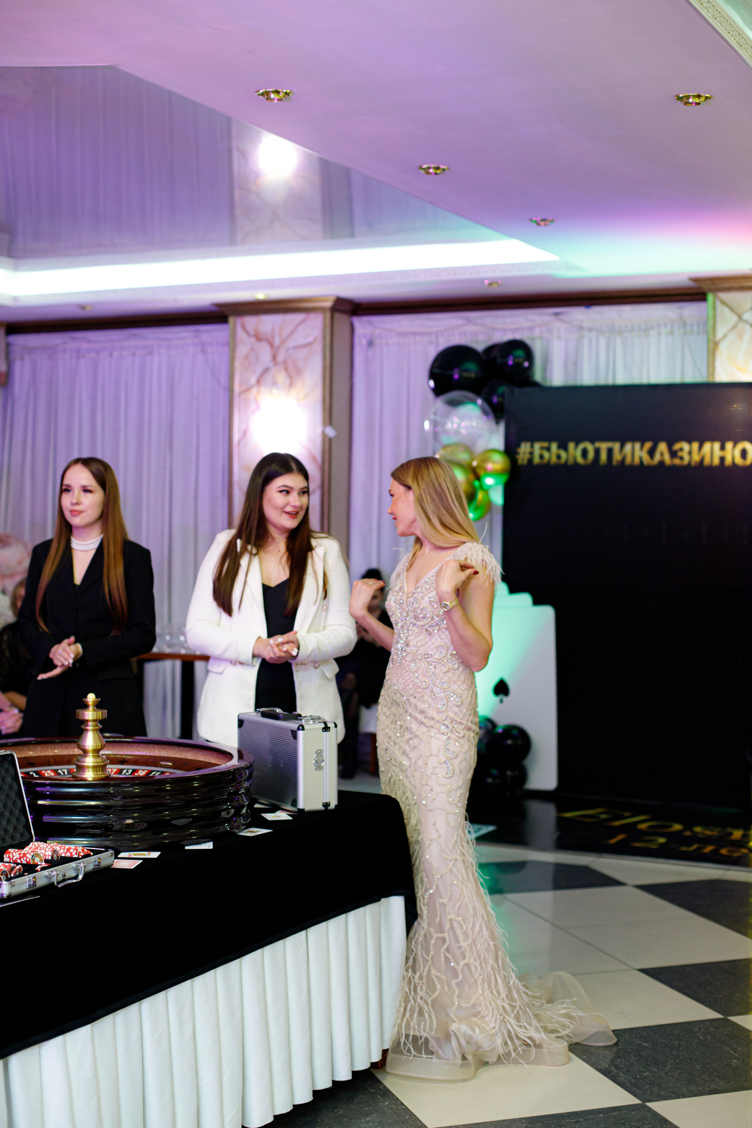 ELOSMED. Photokarish