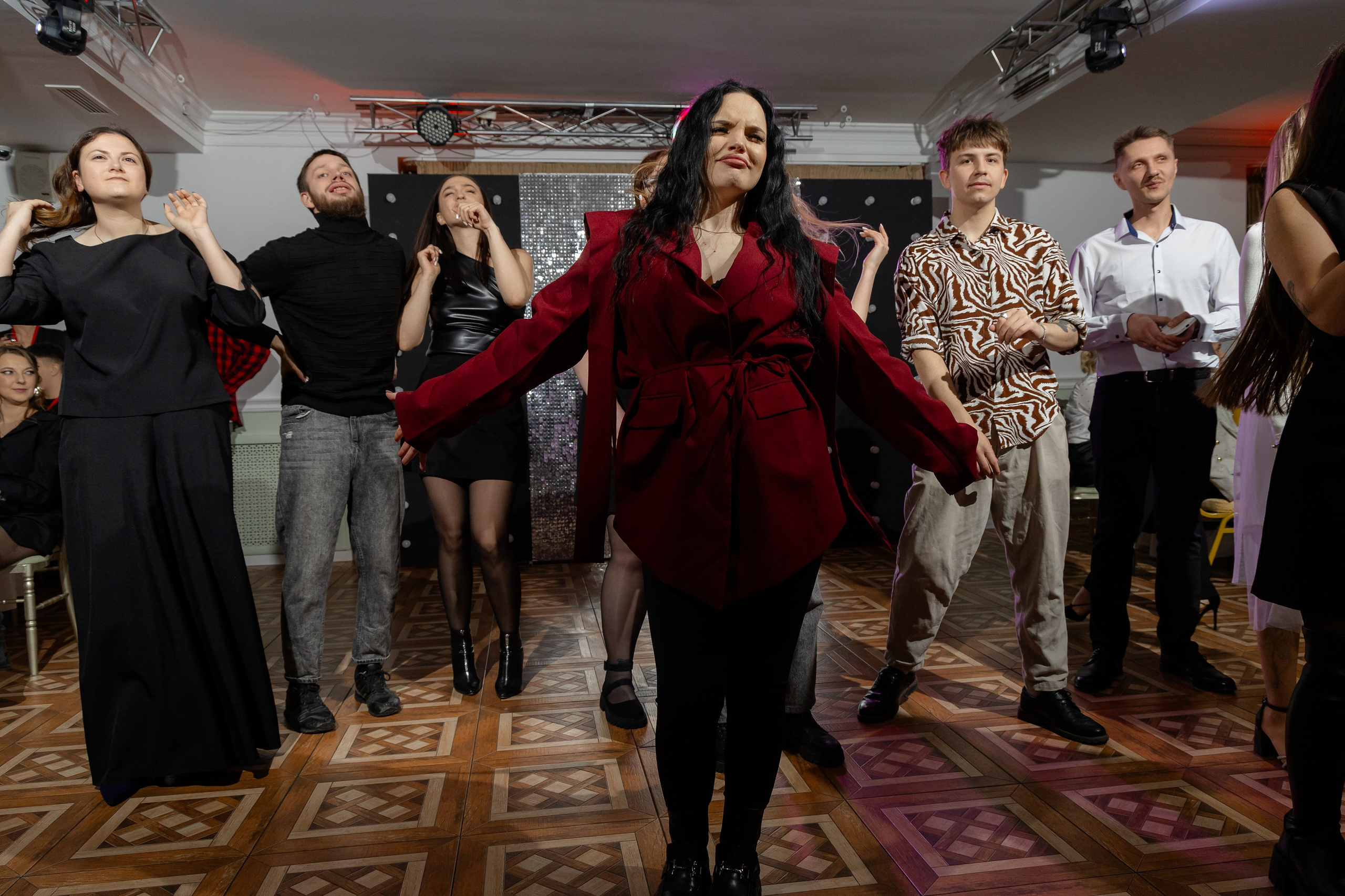 Корпоративная фотосъемка для кафе GARAGE | Новый год 2025 | Минск. Свадебный фотограф в Минске/Беларуси Сергей Спиридонов