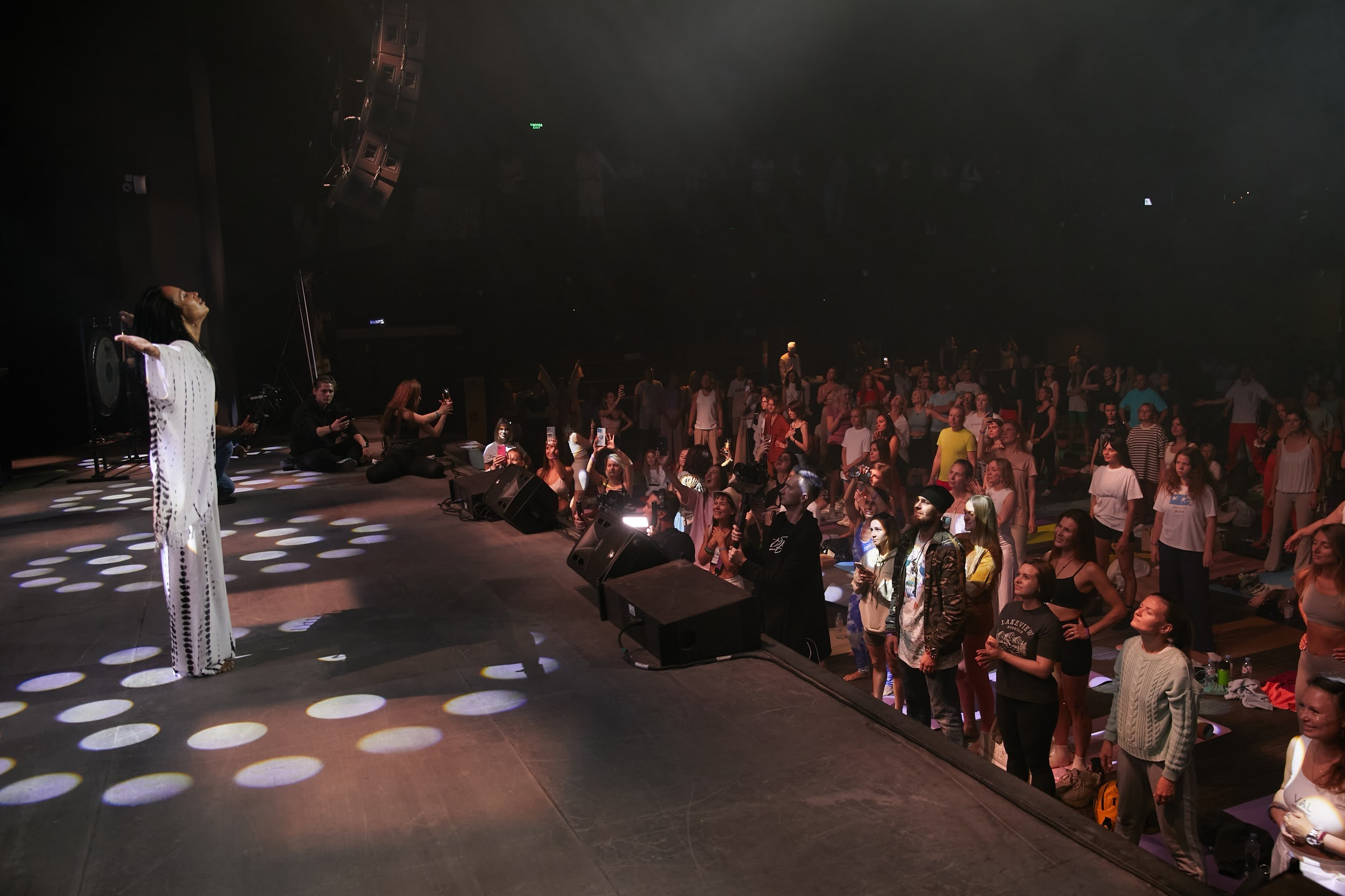 Через хаос — к себе. Крупнейшая в мире динамическая практика. Татьяна Фомичева. Репортажный и светский фотограф в Москве