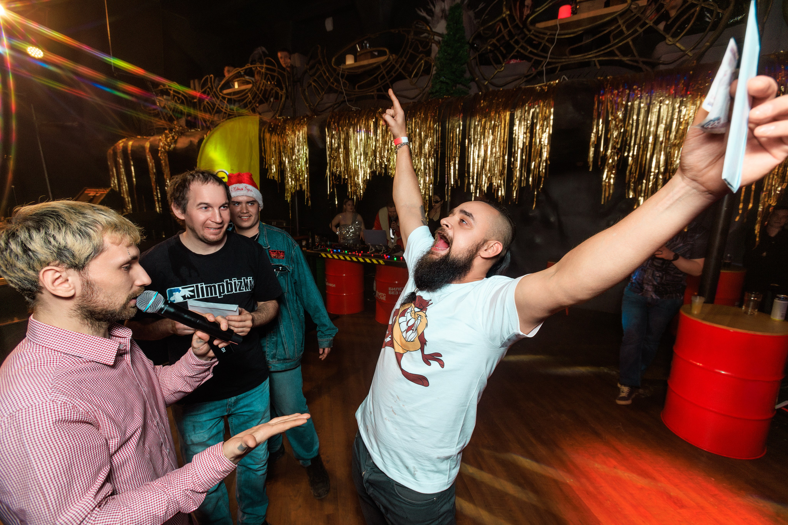 Ёлочка, гори!. Репортажный фотограф Екатеринбург | Яркий, качественный репортаж | Концерты, клубы, репортаж, праздники, корпоративы