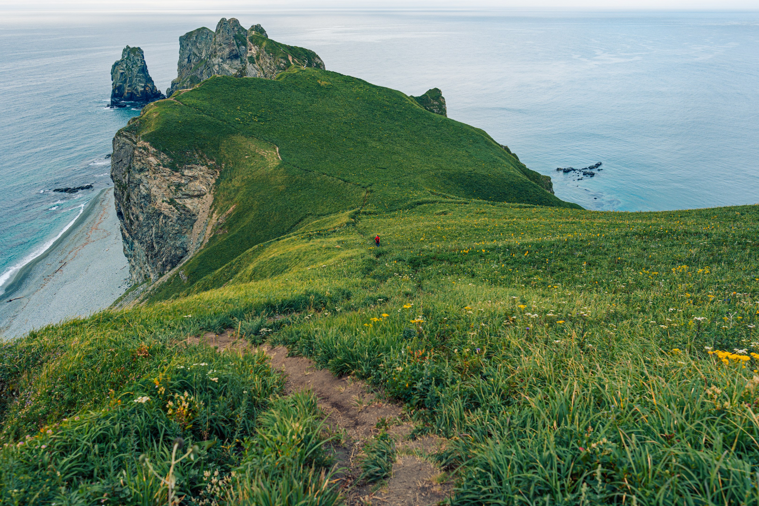 Мыс Четырех Скал. Иван Зайцев (IZIART) — создание культурного кода через фото и видео