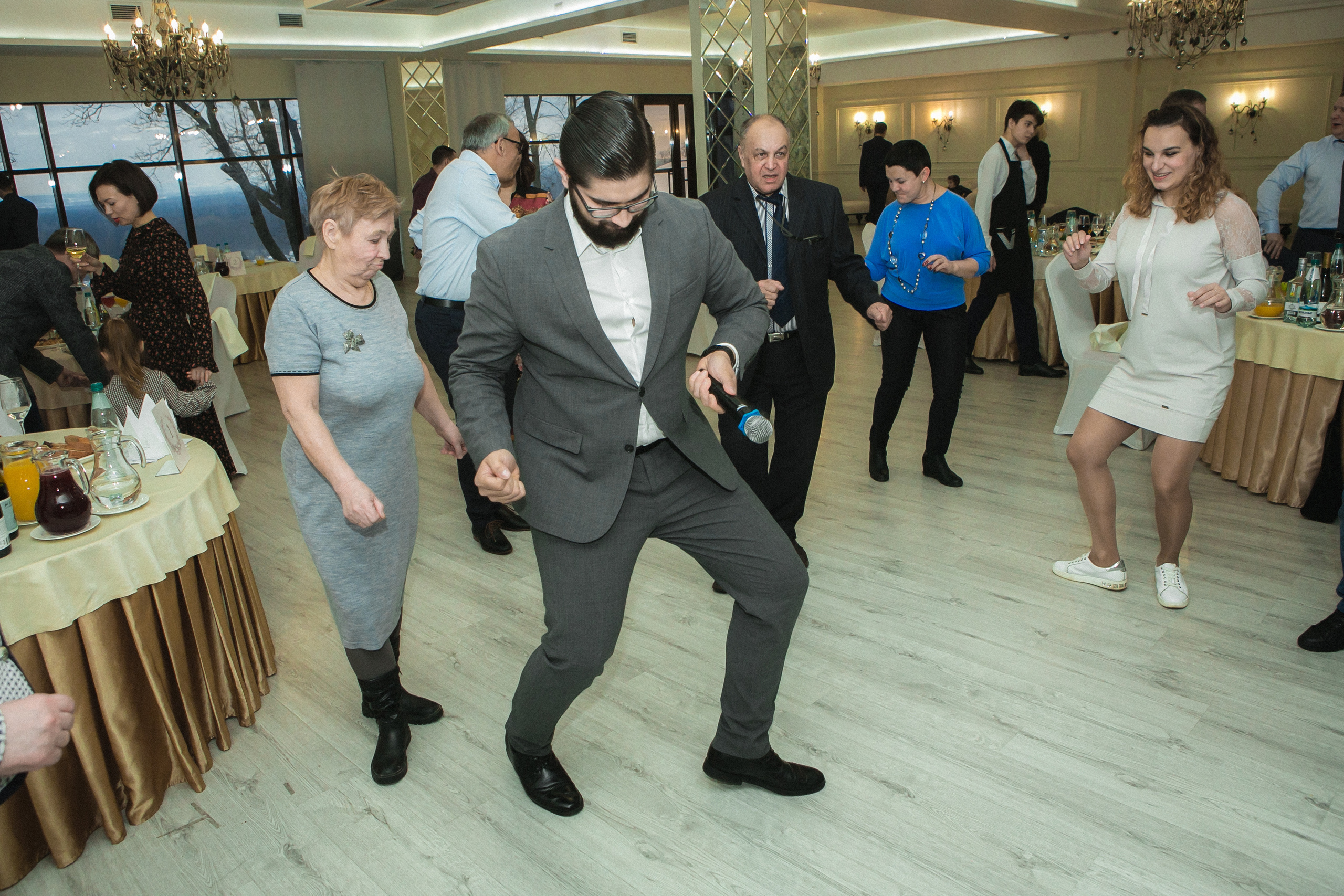 Ведущий Уфа Азат Гайсин. Юбилей. Ресторан Высота 22. Ведущий мероприятий и праздников - Азат Гайсин