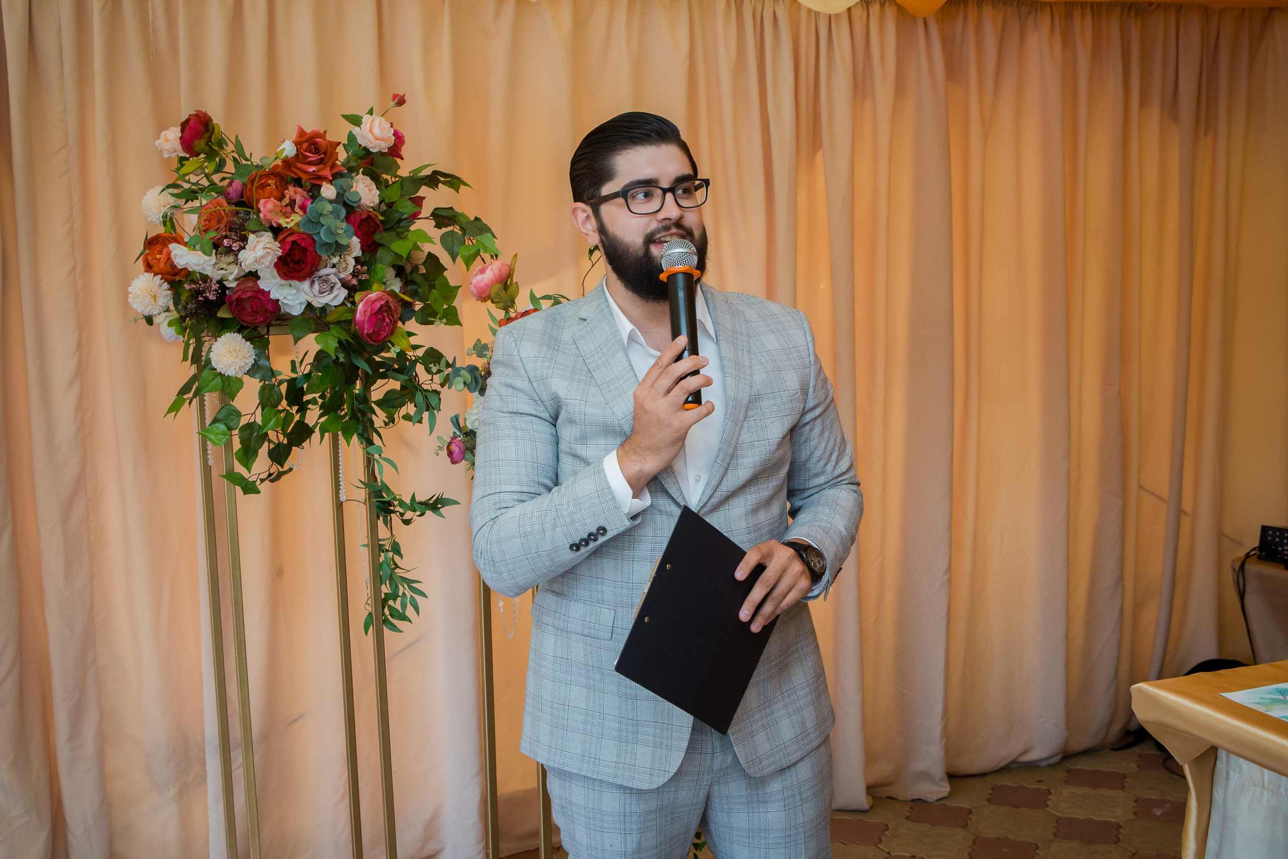 Ведущий Уфа Азат Гайсин. Свадьба. Ресторан Жемчужина. Ведущий мероприятий и праздников - Азат Гайсин