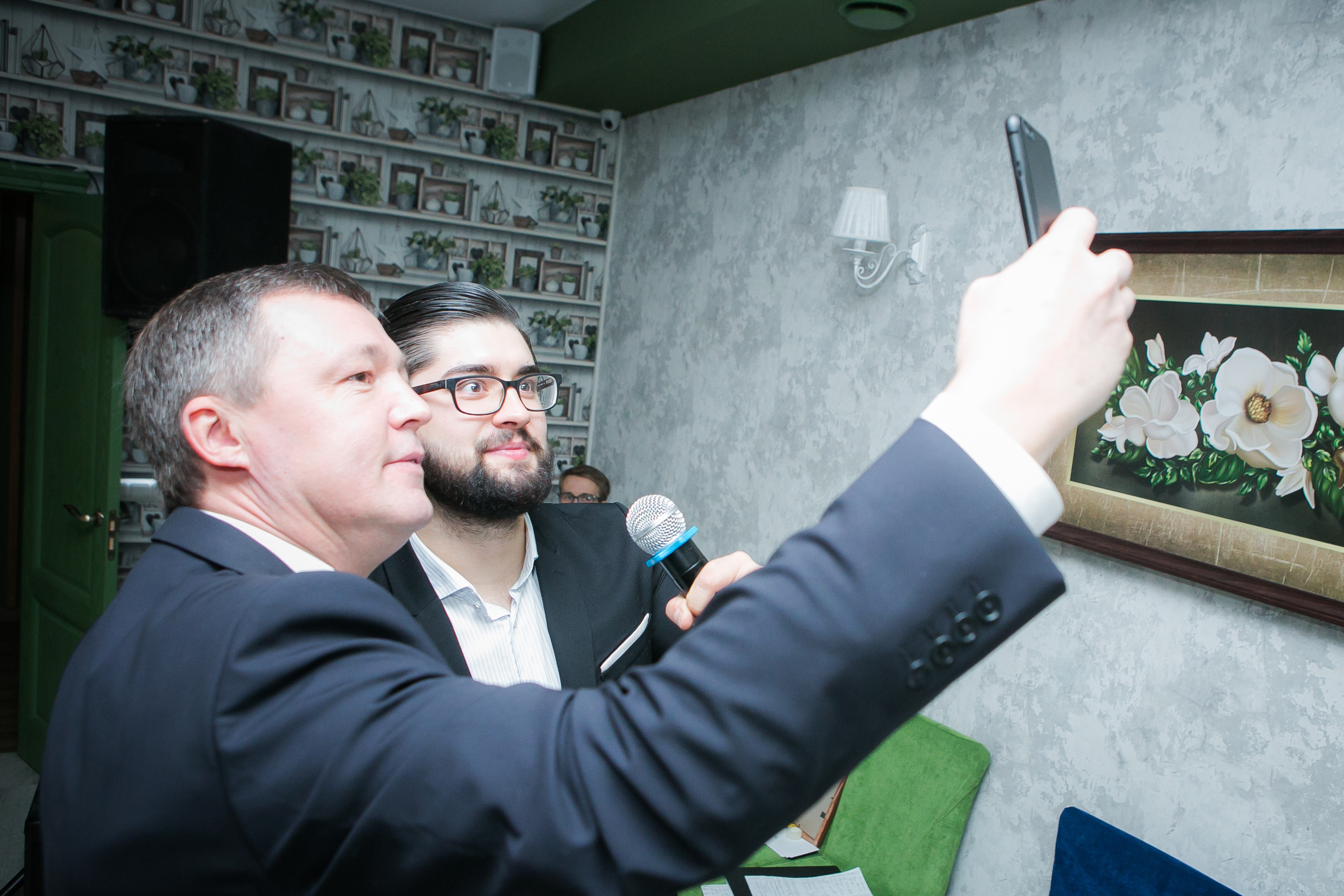 Ведущий Уфа Азат Гайсин gaisinshow.ru Корпоратив Уфа. Ресторан Уфа. Фотограф Уфа Алексей Муравьёв alexmur.ruВедущий Уфа Азат Гайсин Организация и провидение мероприятий eventsshow.ru