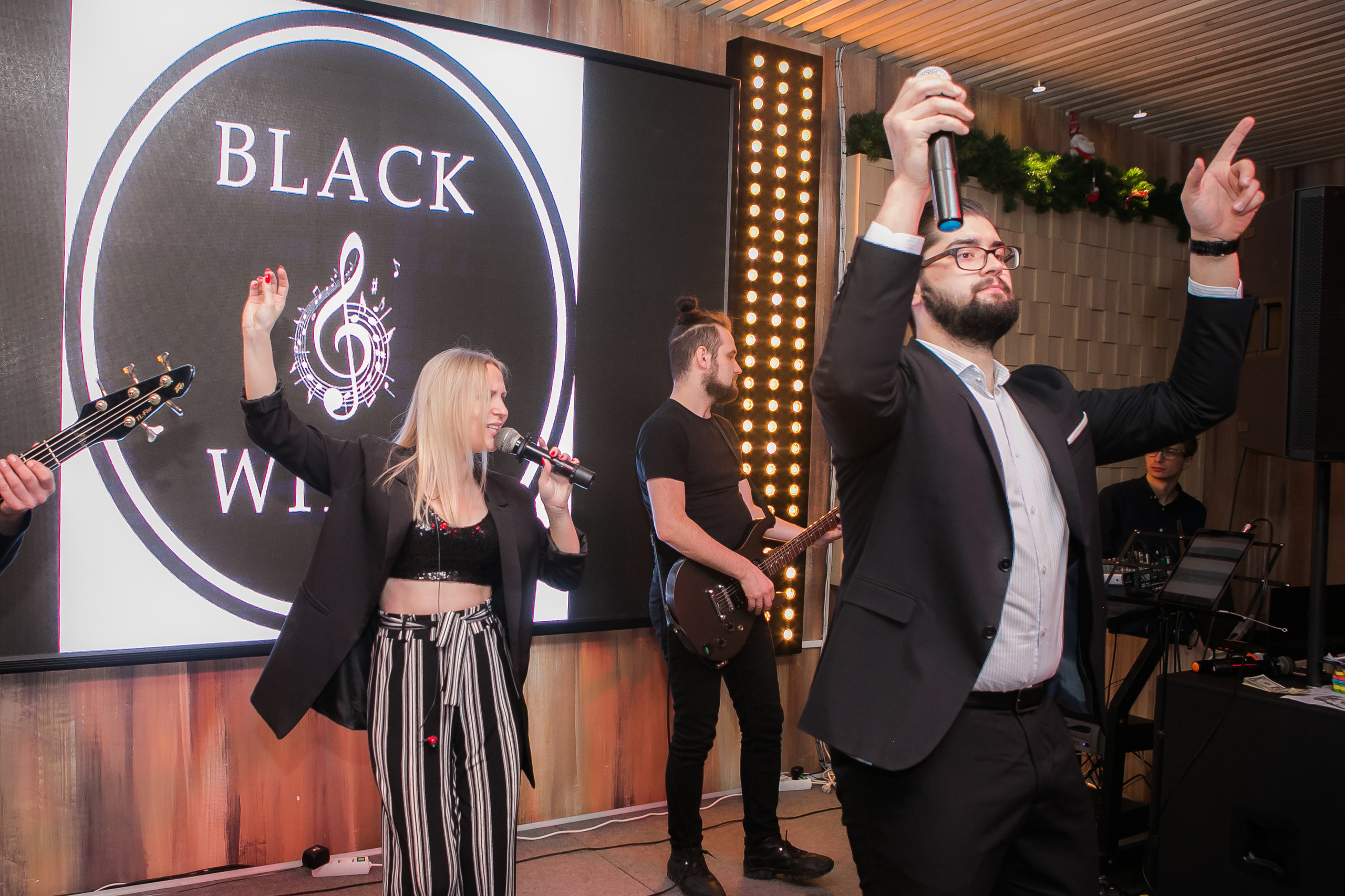 Праздник Уфа. Ведущий Уфа Азат Гайсин gaisinshow.ru Юбилей Уфа. Ресторан Пастернак. Фотограф Уфа Алексей Муравьёв alexmur.ru Ведущий Уфа Азат Гайсин Праздник Уфа eventsshow.ru