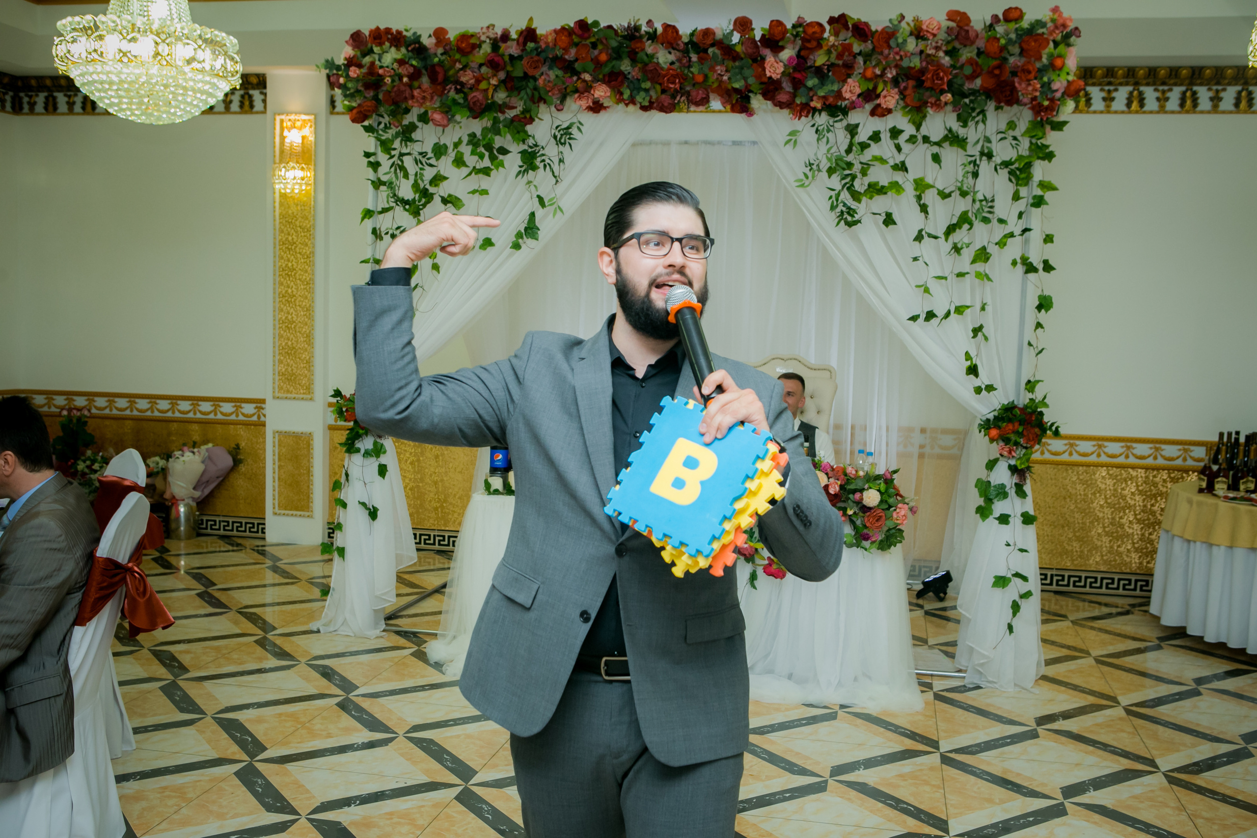 Ведущий Уфа Азат Гайсин. Свадьба. Ресторан Жемчужина. Ведущий мероприятий и праздников - Азат Гайсин