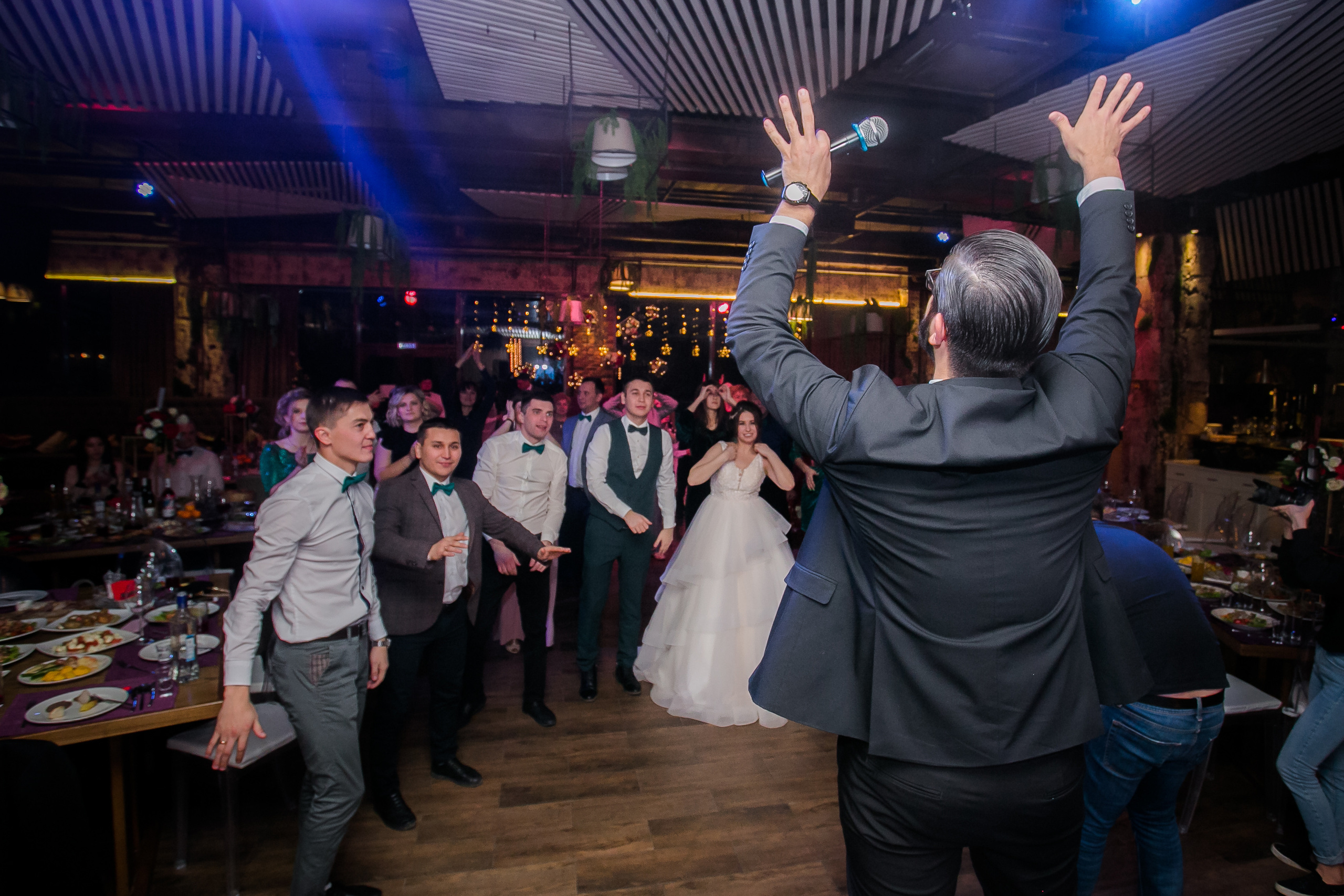 Праздник Уфа. Ведущий Уфа Азат Гайсин gaisinshow.ru Юбилей Уфа. Ресторан Пастернак. Фотограф Уфа Алексей Муравьёв alexmur.ru Ведущий Уфа Азат Гайсин Праздник Уфа eventsshow.ru