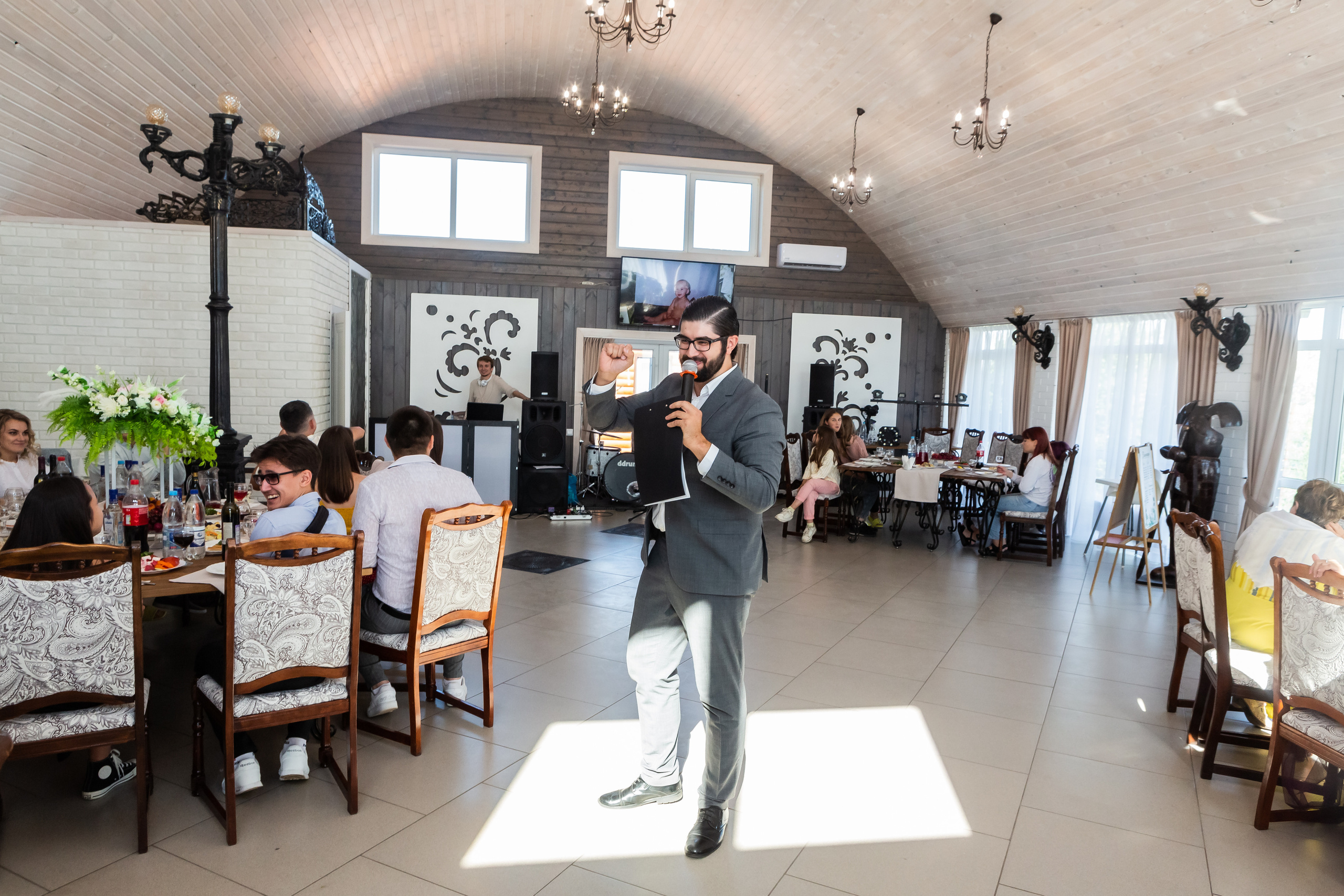 Праздник Уфа. Азат Гайсин gaisinshow.ru Юбилей Уфа. Ресторан Уфа. Фотограф Уфа Алексей Муравьёв alexmur.ru Ведущий Уфа Азат Гайсин Праздник Уфа eventsshow.ru