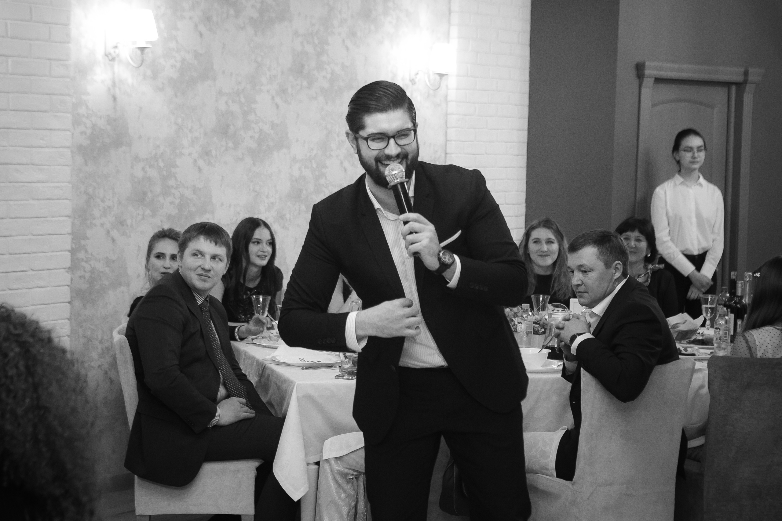 Ведущий Уфа Азат Гайсин gaisinshow.ru Корпоратив Уфа. Ресторан Уфа. Фотограф Уфа Алексей Муравьёв alexmur.ruВедущий Уфа Азат Гайсин Организация и провидение мероприятий eventsshow.ru