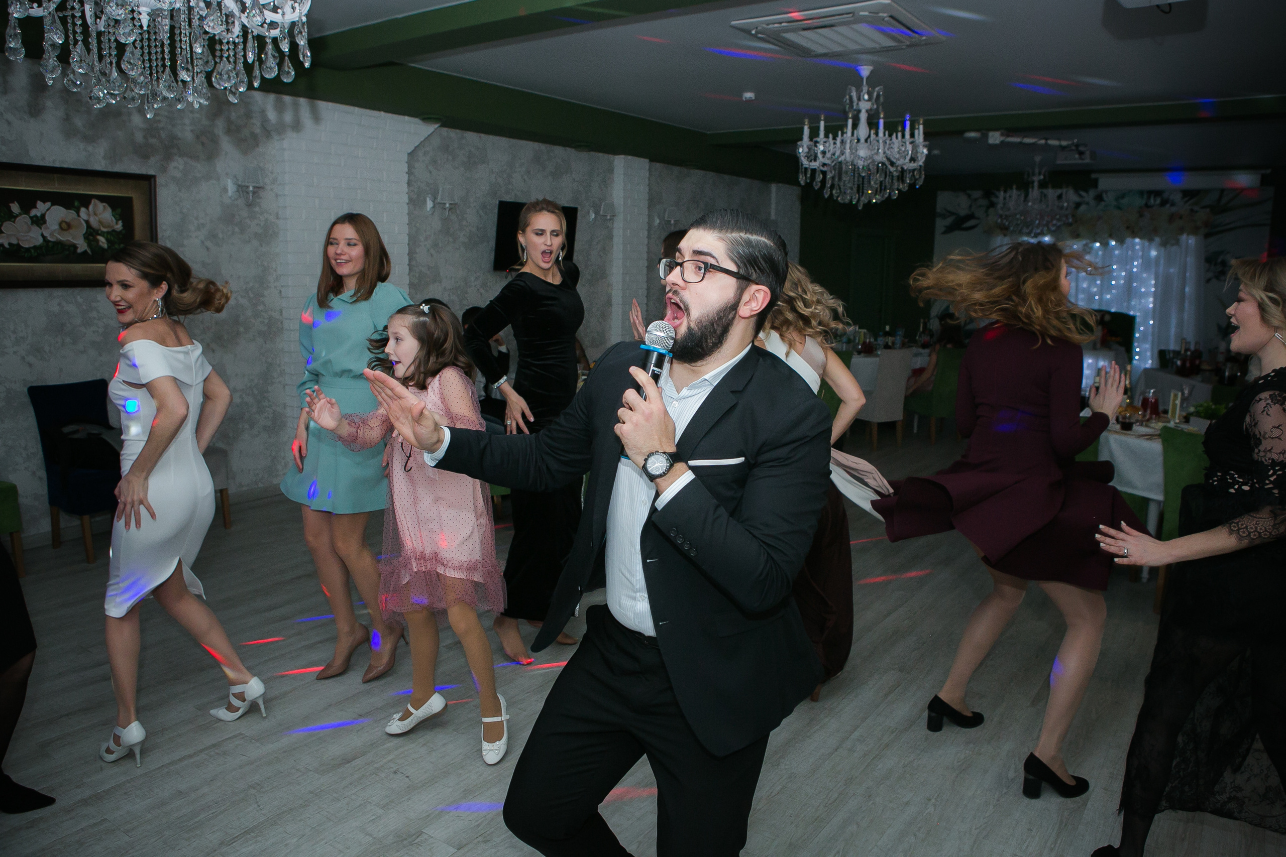 Ведущий Уфа Азат Гайсин gaisinshow.ru Корпоратив Уфа. Ресторан Уфа. Фотограф Уфа Алексей Муравьёв alexmur.ruВедущий Уфа Азат Гайсин Организация и провидение мероприятий eventsshow.ru