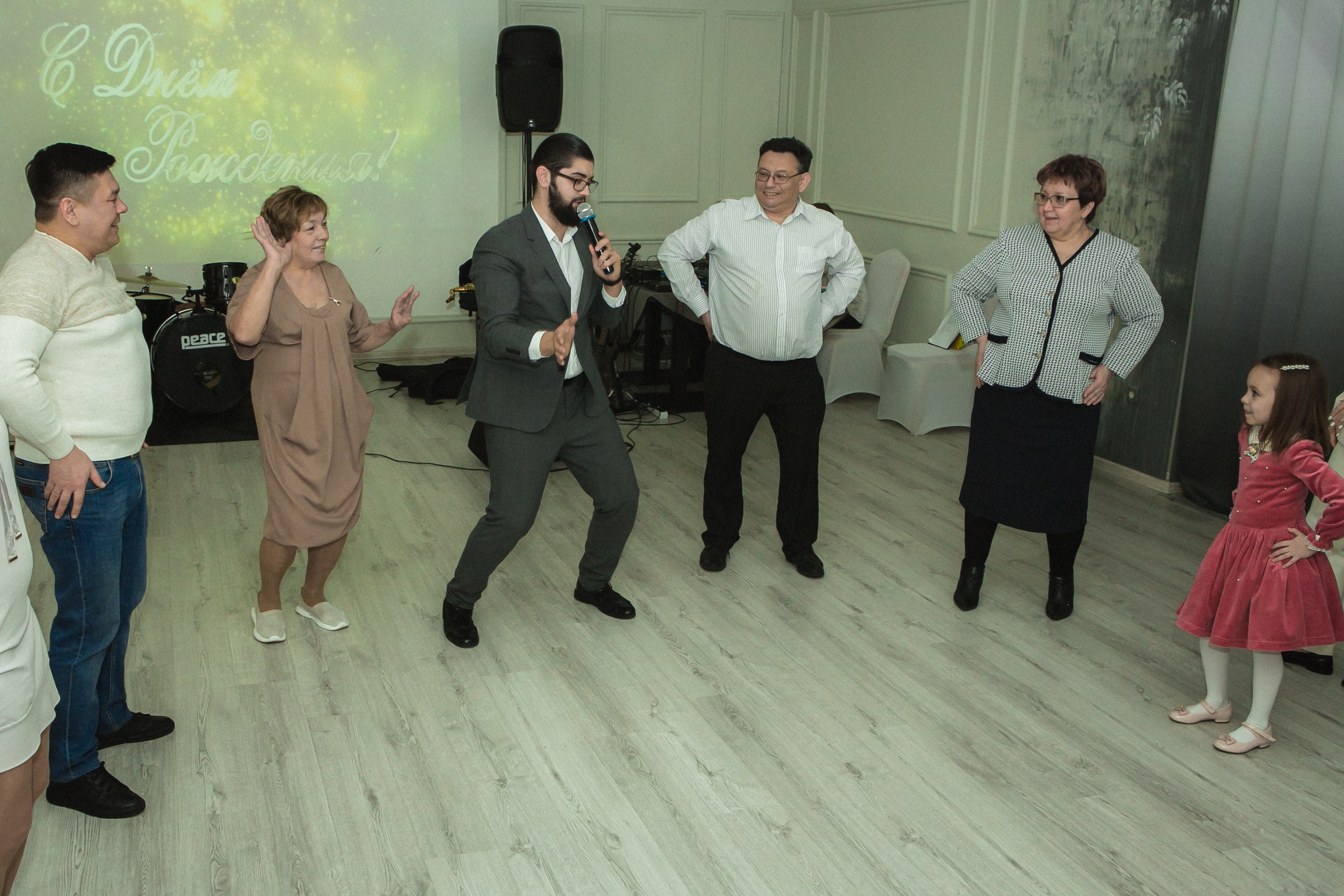 Ведущий Уфа Азат Гайсин. Юбилей. Ресторан Высота 22. Ведущий мероприятий и праздников - Азат Гайсин