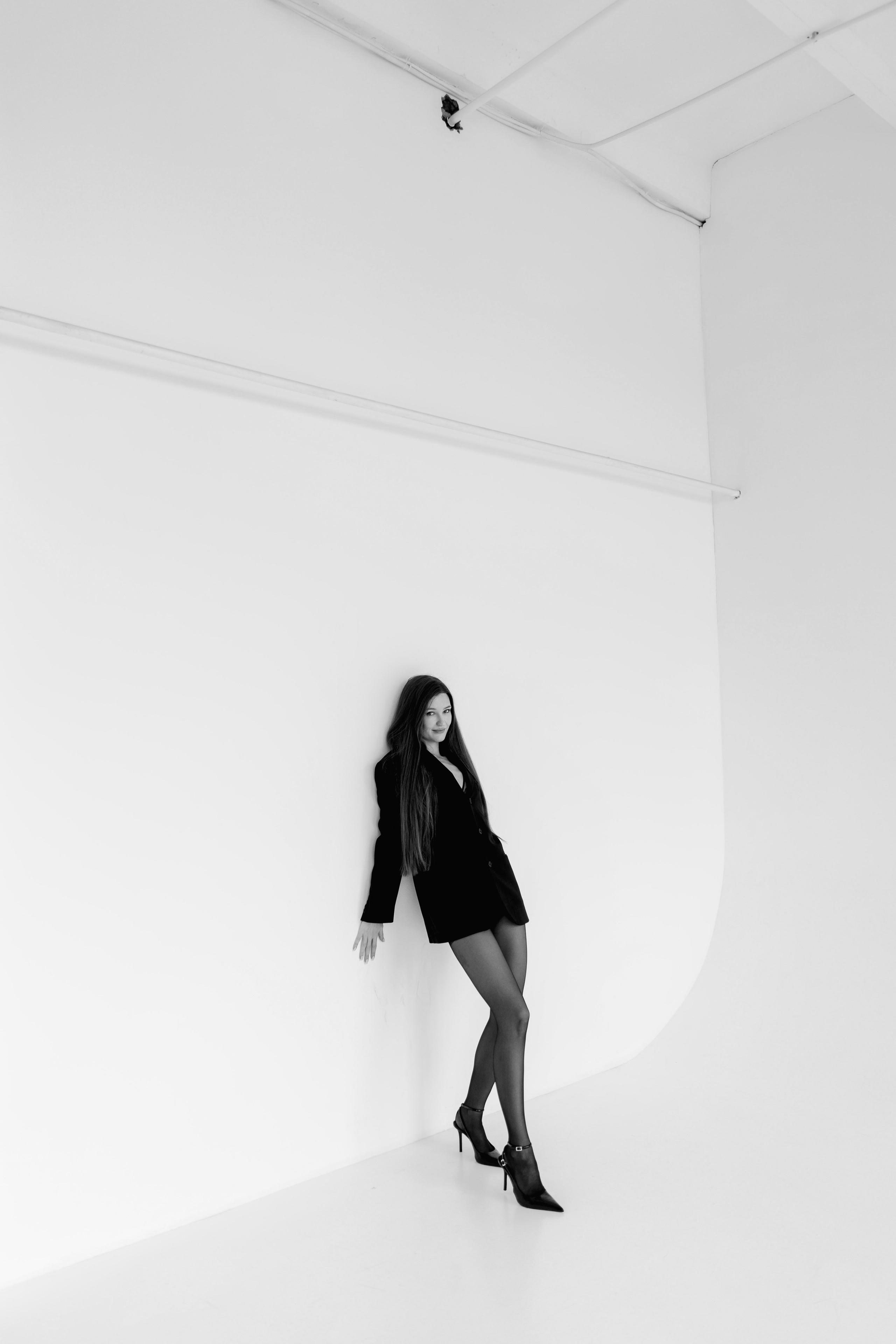 Женские портреты в студии. Портреты студия Москва. Модельные тесты. Lovestory студия в Москве. Женсий фотограф