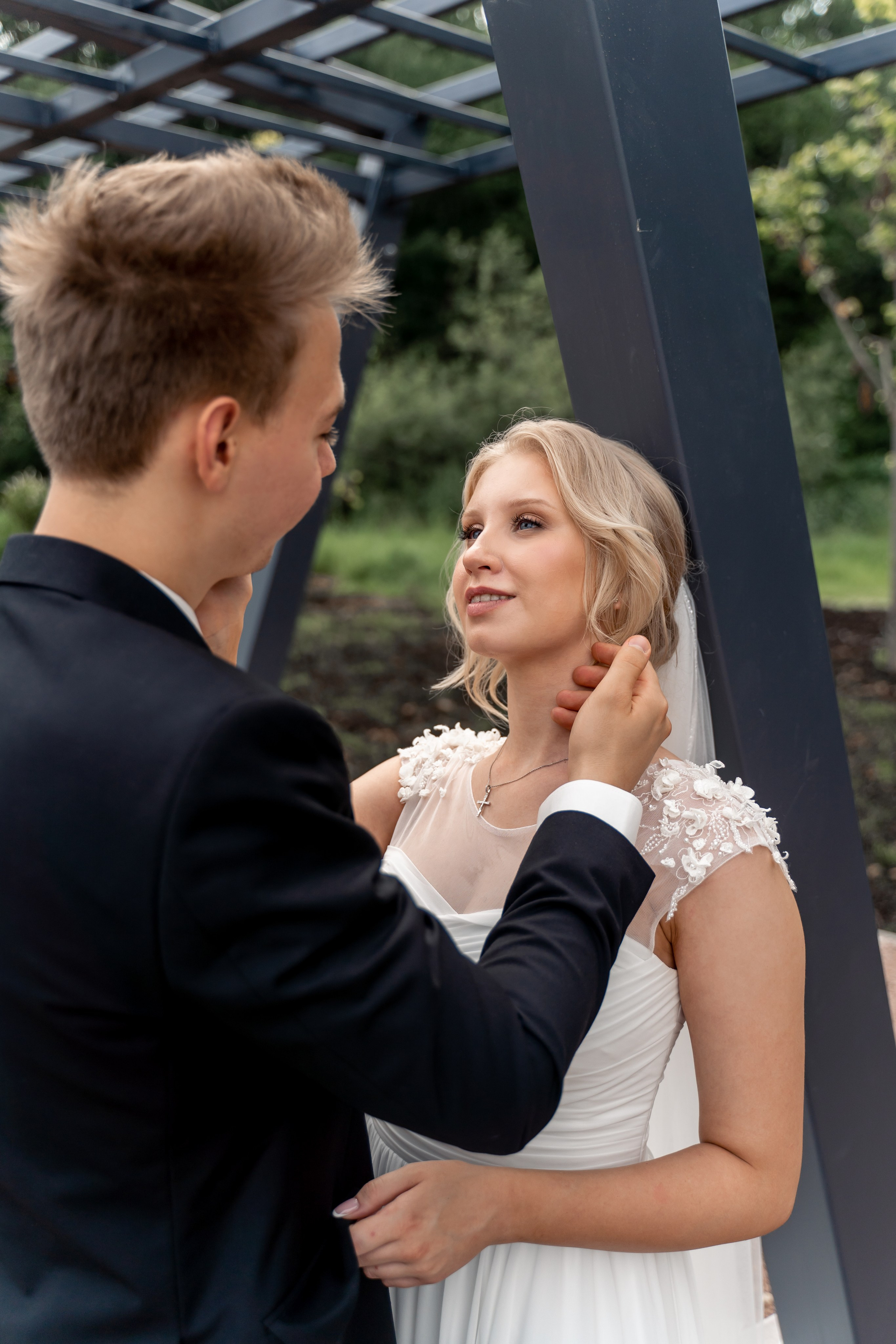 Свадебная прогулка. Бутово. Фотограф \ Видеограф на Крещение, Венчание Москва| Семейные съемки