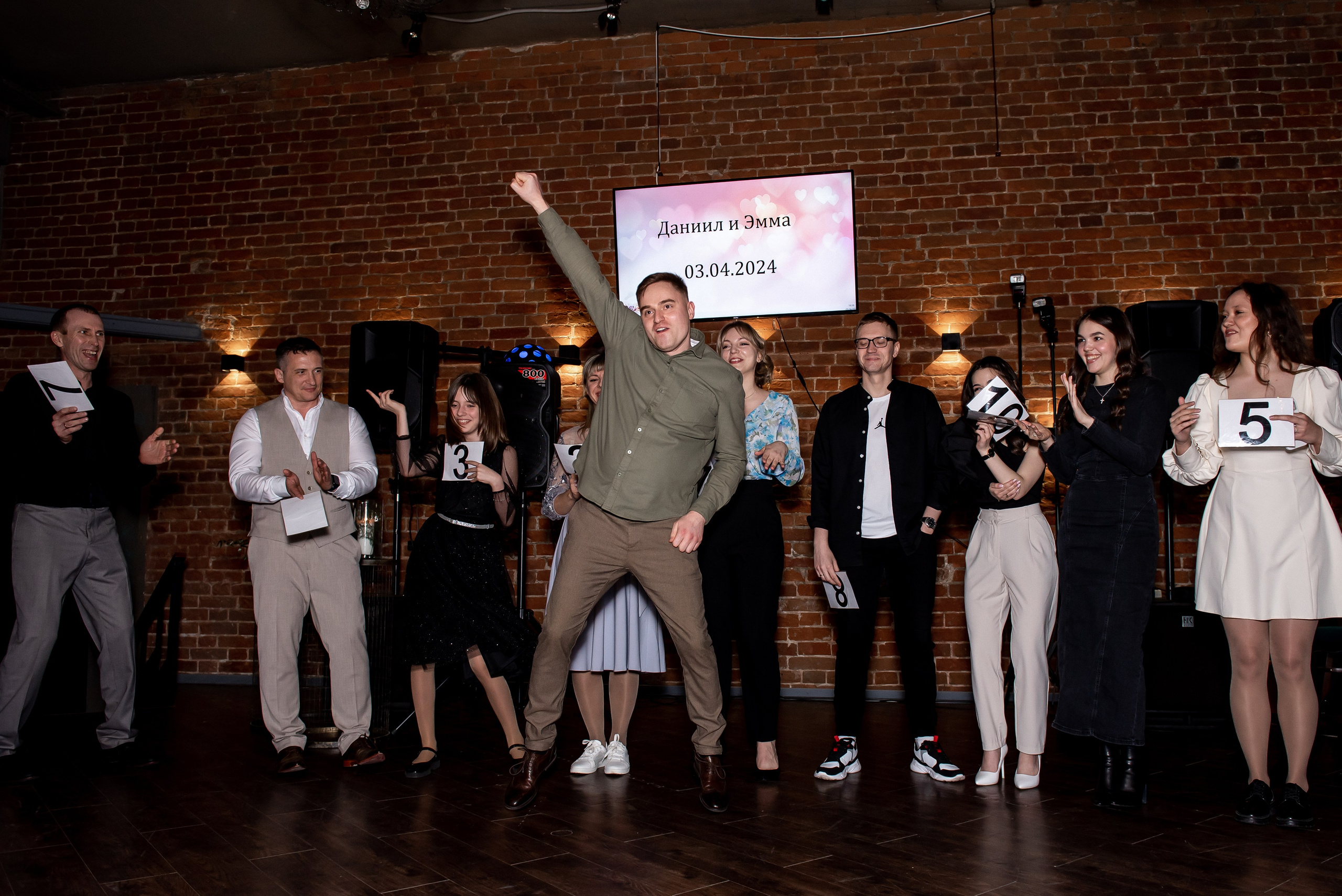 Даниил и Эмма. Свадебный фотограф в Новосибирске. Александра Верхушина