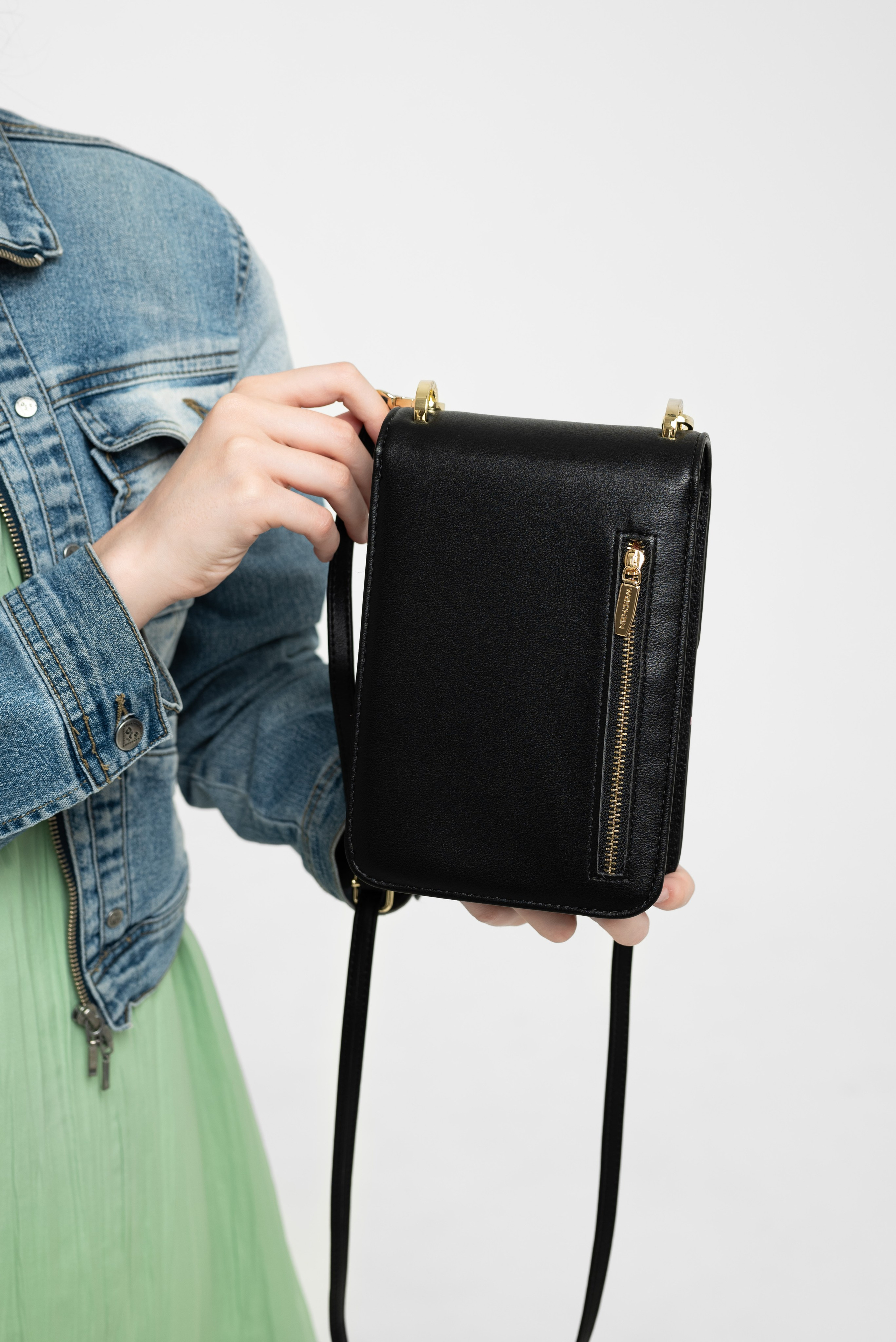 Детские сумки. Предметный фотограф, фото для маркетплейсов Пятигорск, КМВ