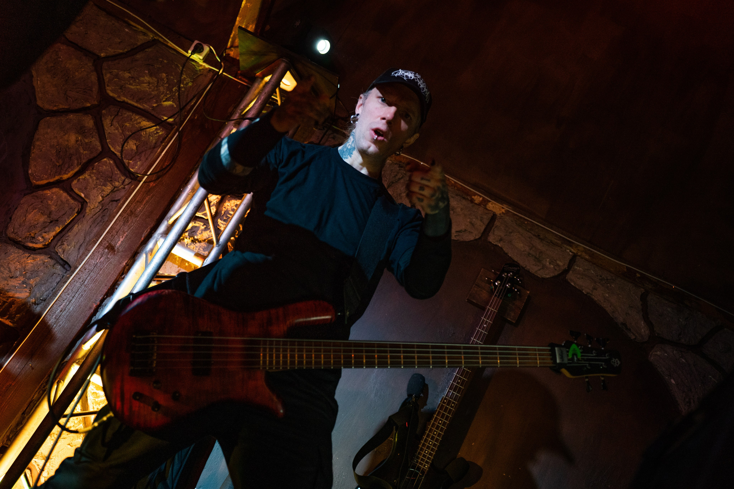 Ночь На Земле|Нора, Псков. Концертный и репортажный фотограф в Санкт-Петербурге Слава Пахомов