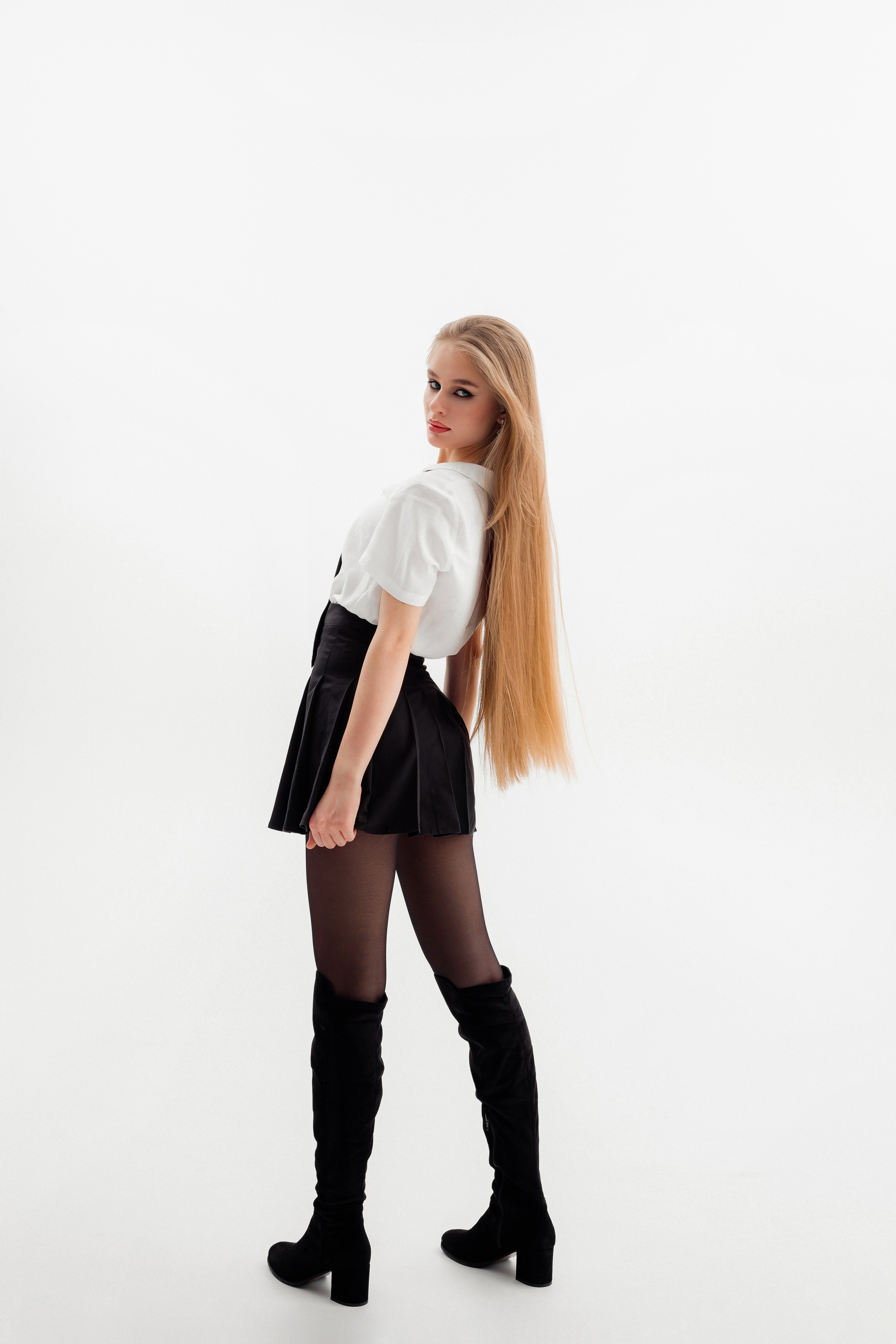 Фотосессия на белом фоне. Зотова Алена — семейный и женский фотограф в Зеленограде