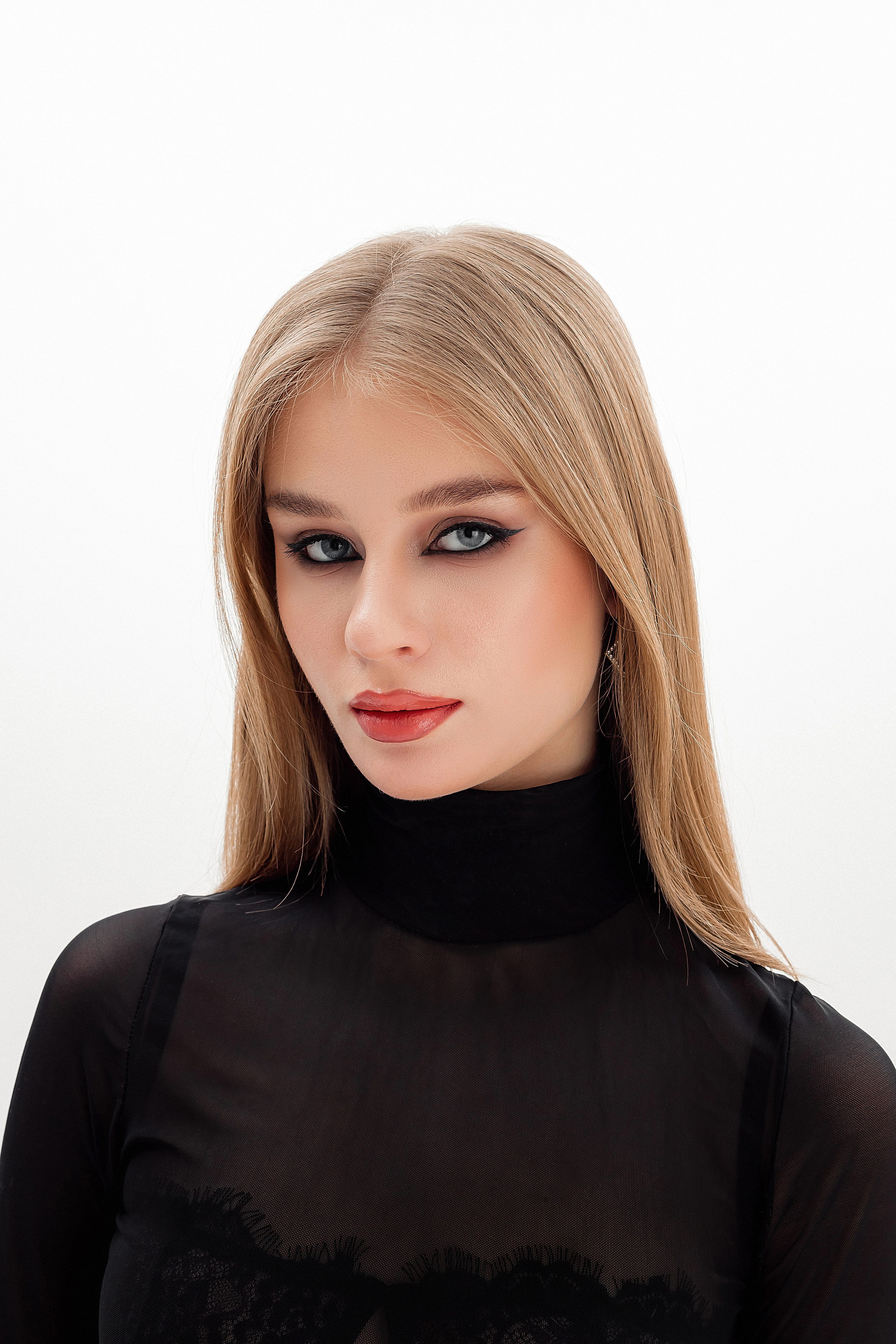 Фотосессия на белом фоне. Зотова Алена — семейный и женский фотограф в Зеленограде