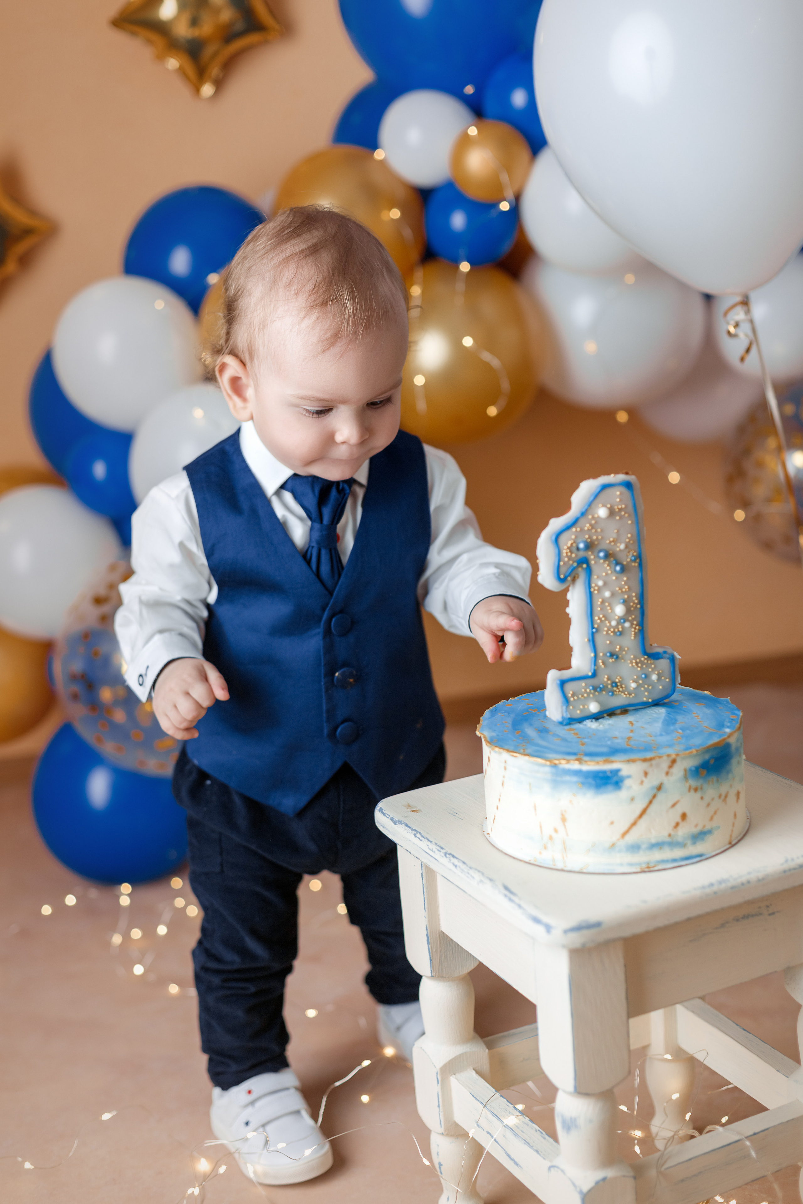 Малыш Илья 1 годик. Детский, семейный и фотограф новорождённых в Ярославле Анна Салова