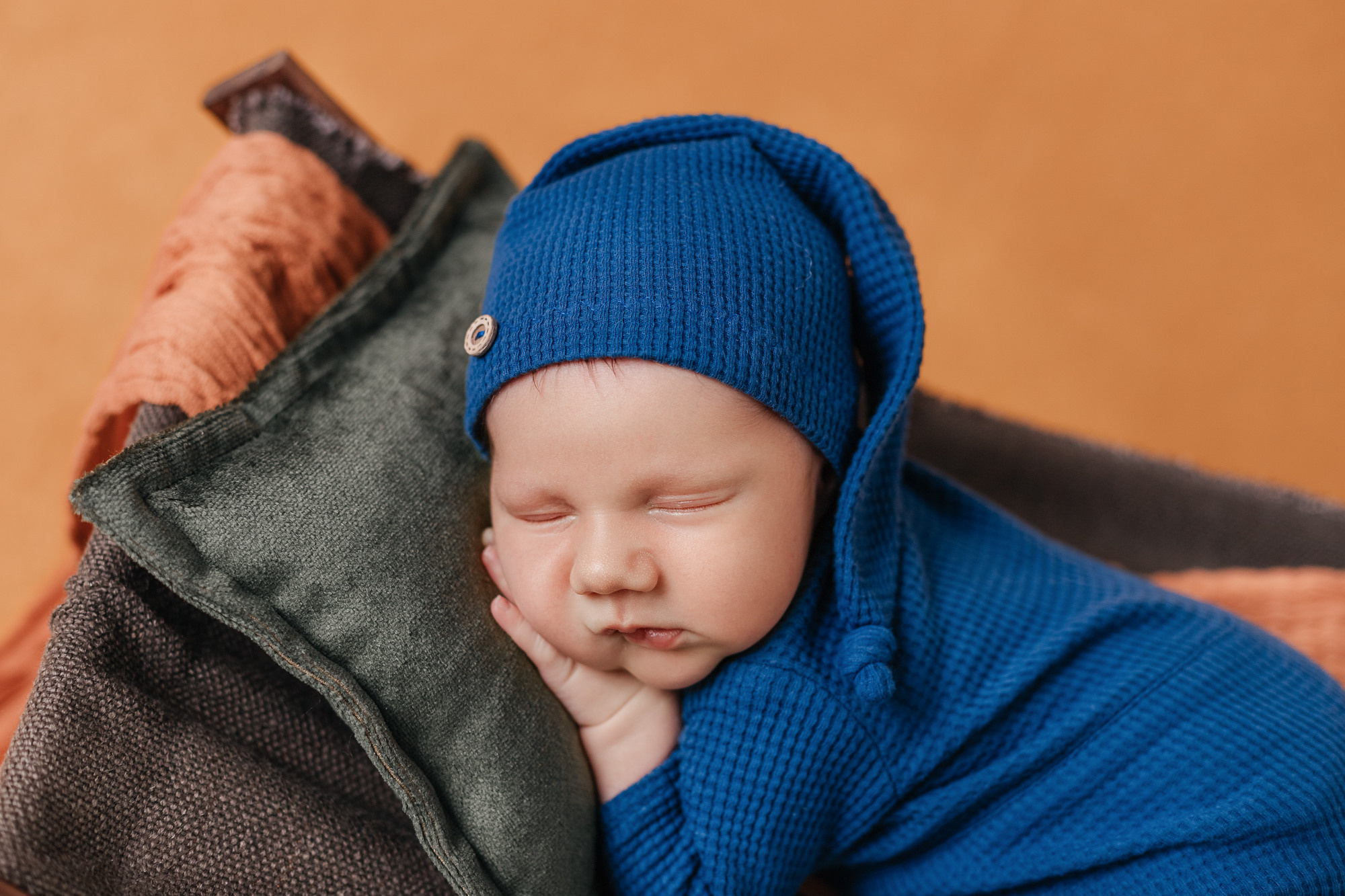 Артем — 16 дней. Детский, семейный и фотограф новорождённых в Ярославле Анна Салова