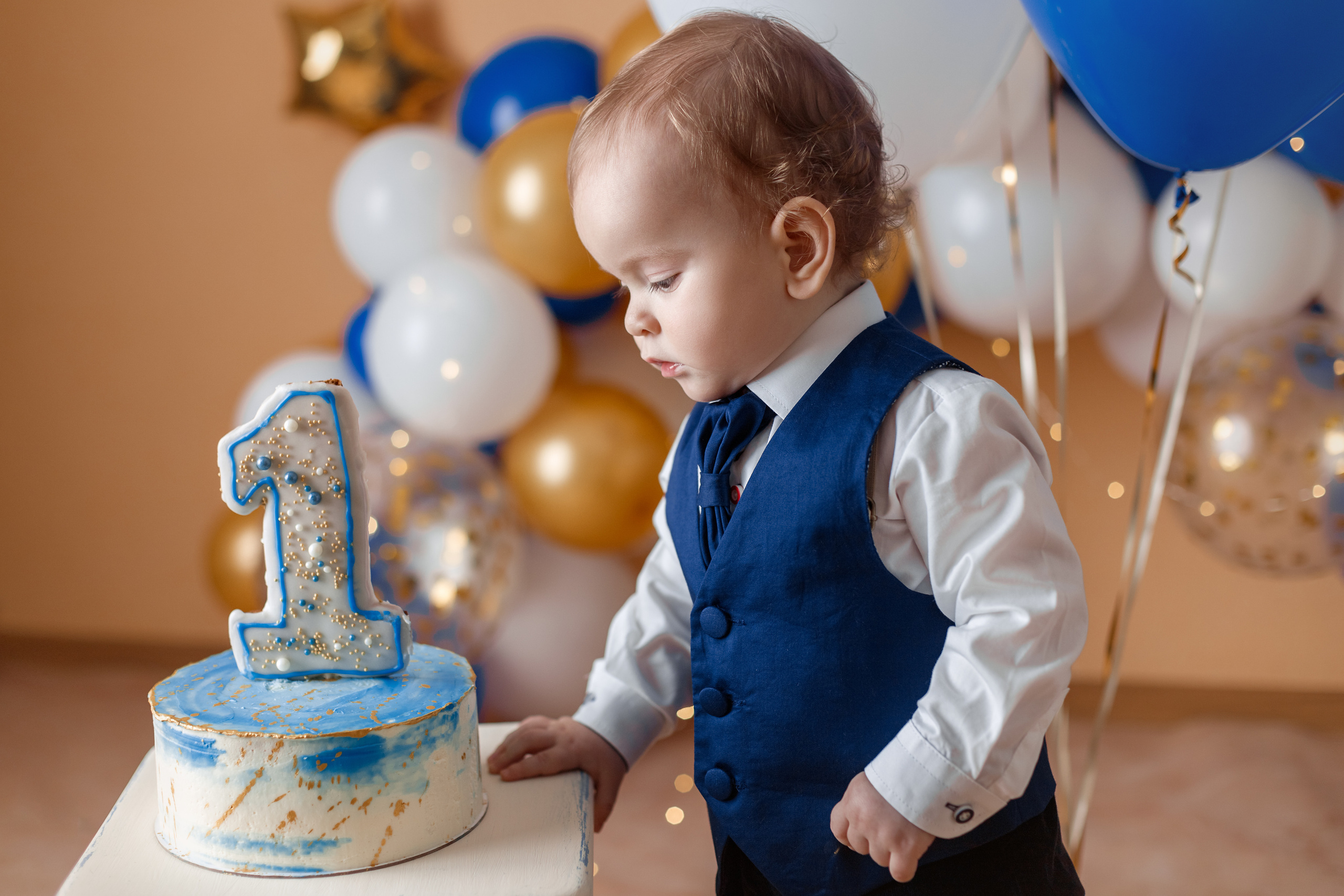 Малыш Илья 1 годик. Детский, семейный и фотограф новорождённых в Ярославле Анна Салова
