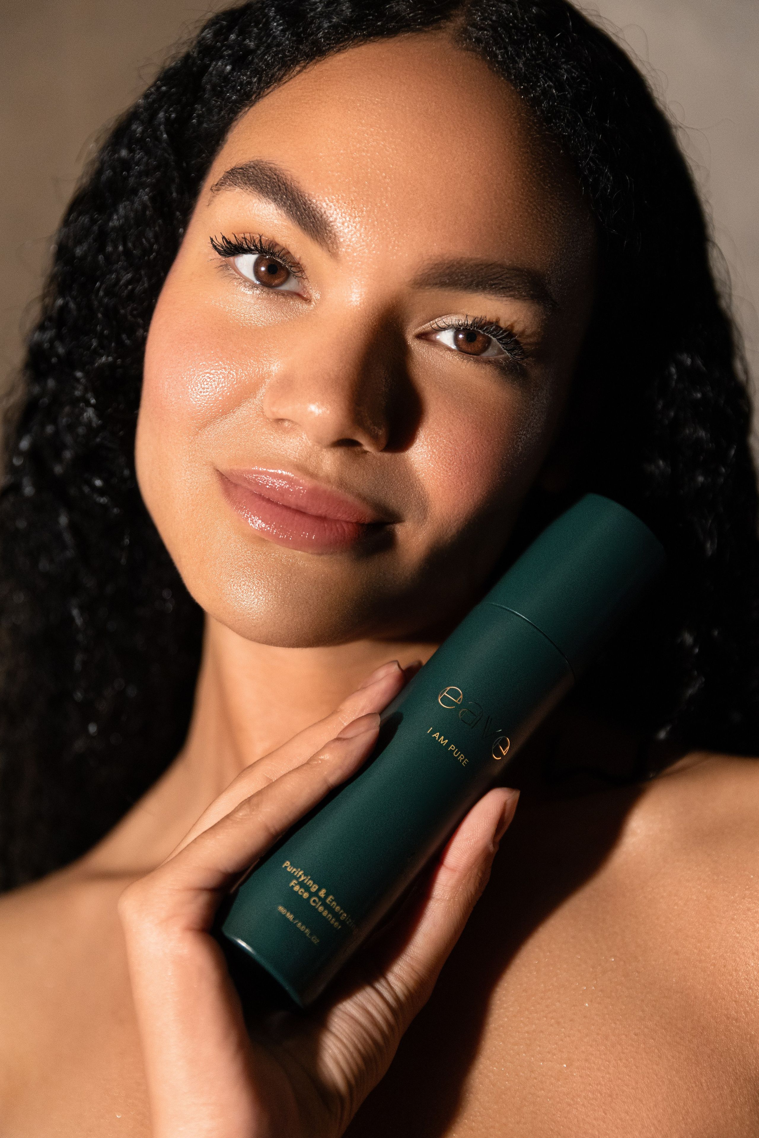 Ph: @vanheesphotography                                                                                         Retoucher: @retouch.komissarova                                                                                          Model: @kyarajoella     