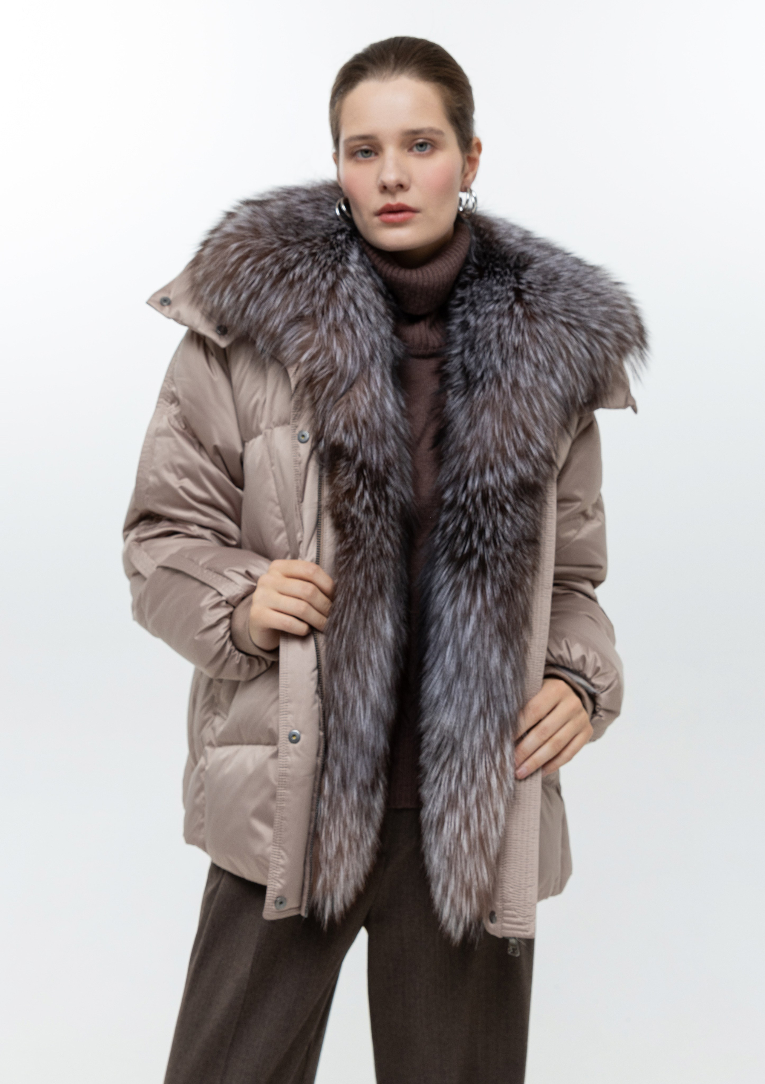 Каталог. Верхняя одежда + трикотаж бренда. 4ч,. Визажист для брендов, Фэшн продюсер Олеся Глушкова