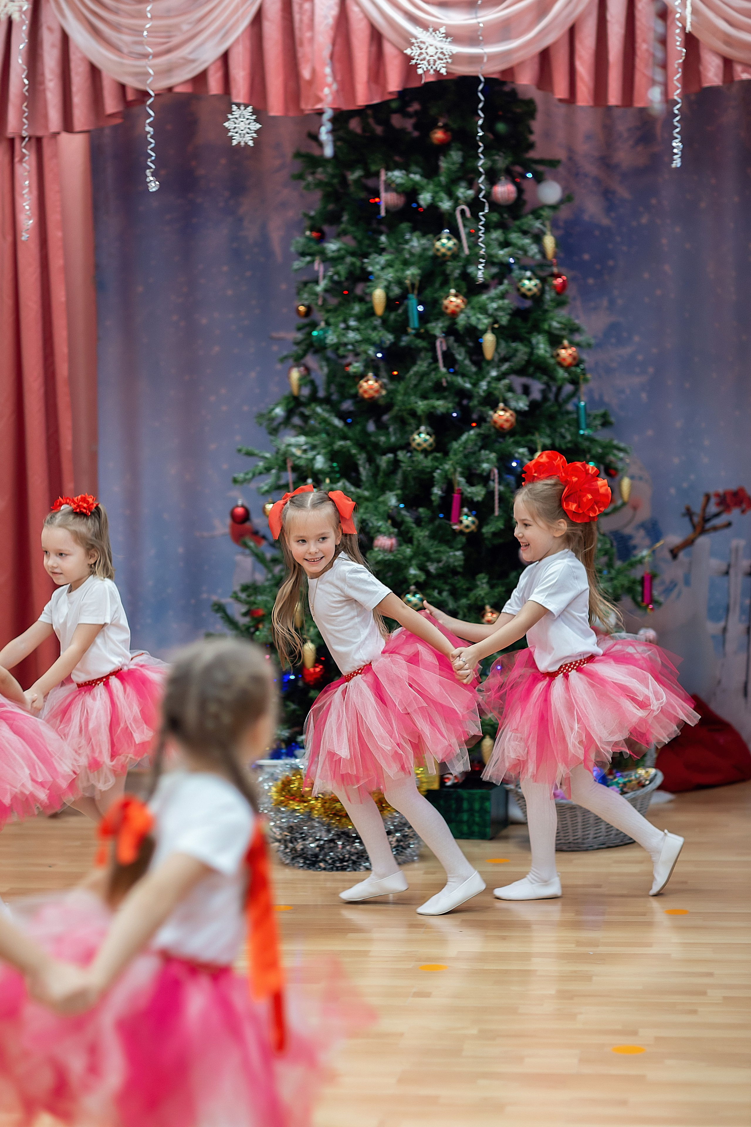 Утренник_"Карамельная фабрика» 2024. Семейный фотограф в Санкт-Петербурге