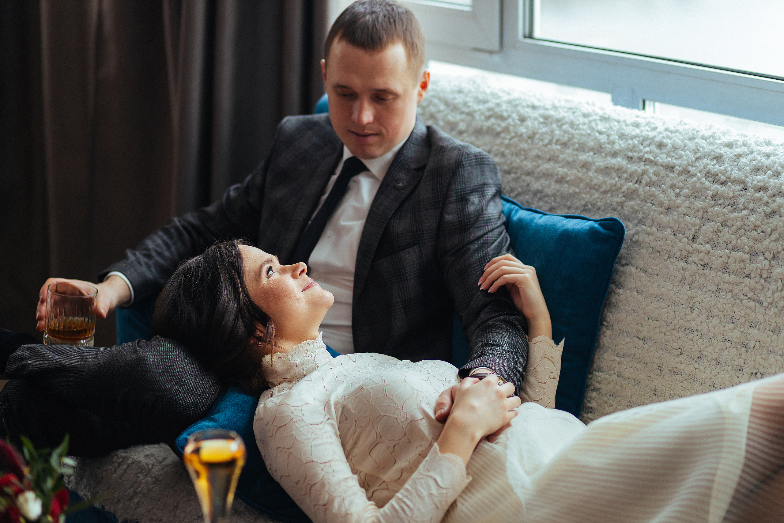 Свадебная сьемка беременной невесты с мужем. Олег Сверчков | Свадебный фотограф Вологда