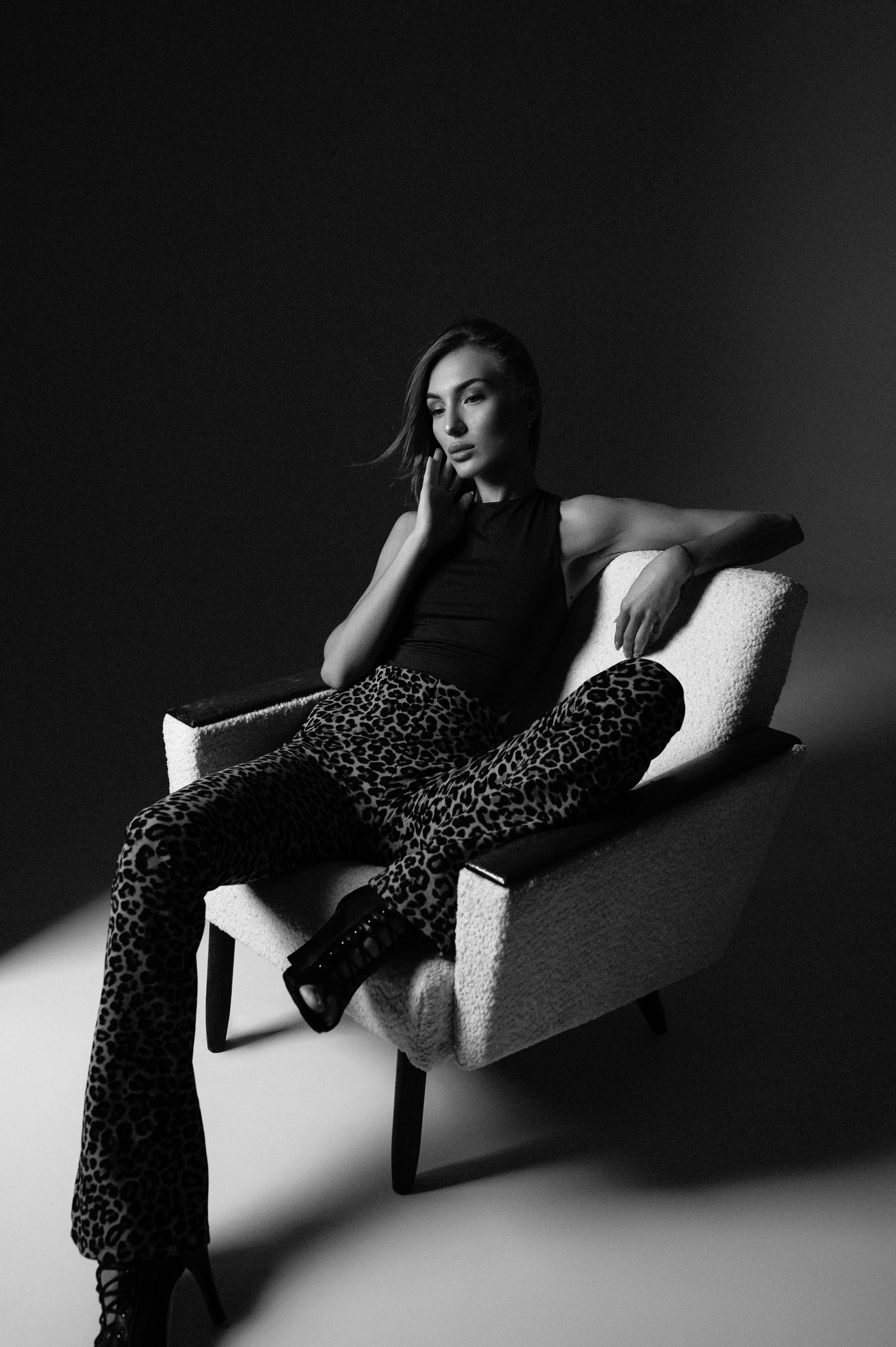 Валерия Крюкова. Фотостудия Алматы — 2 Stula.Studio | Аренда залов