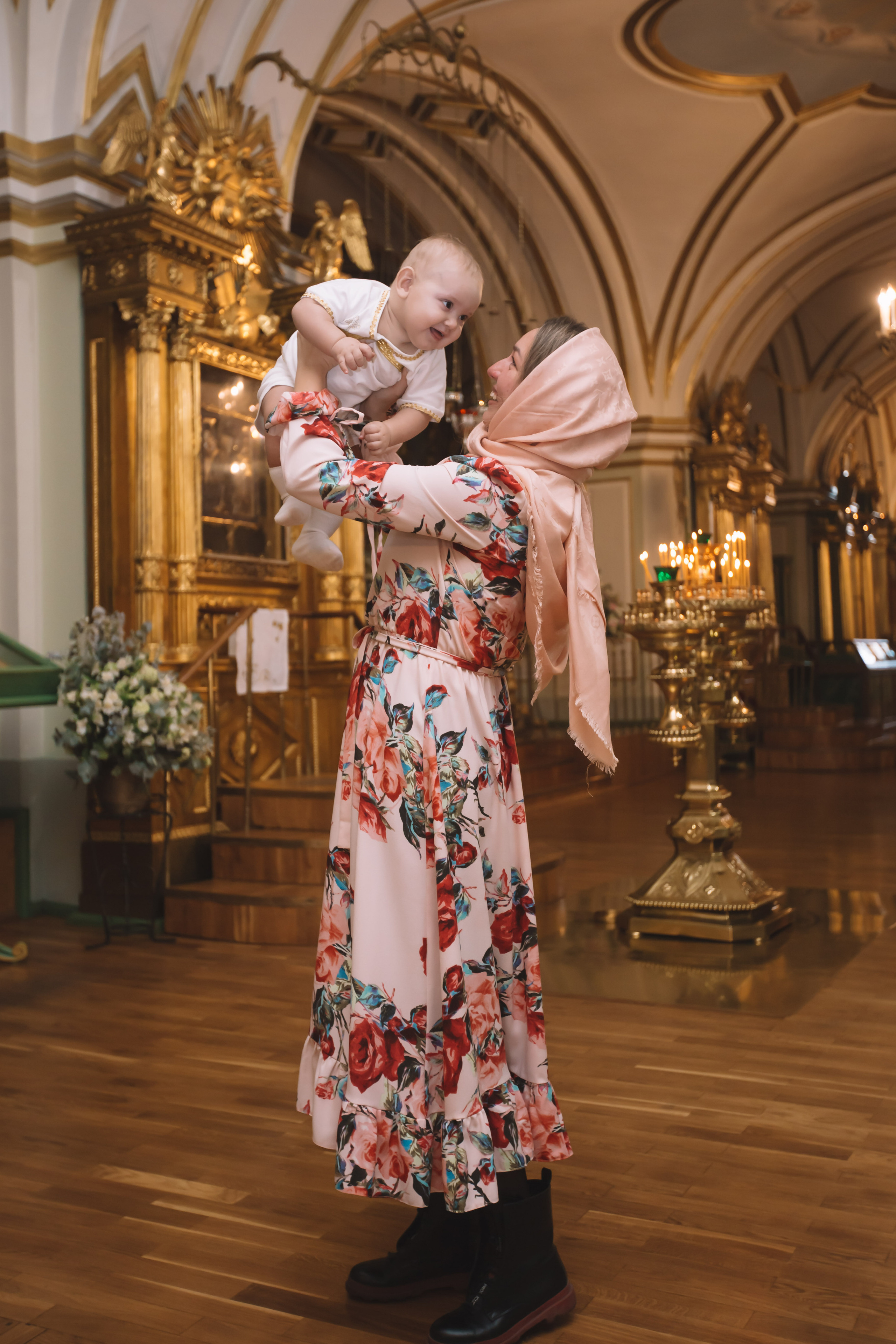 Крещение в Никольском Соборе. Семейный и детский фотограф в Санкт-Петербурге Тамара Нечаева