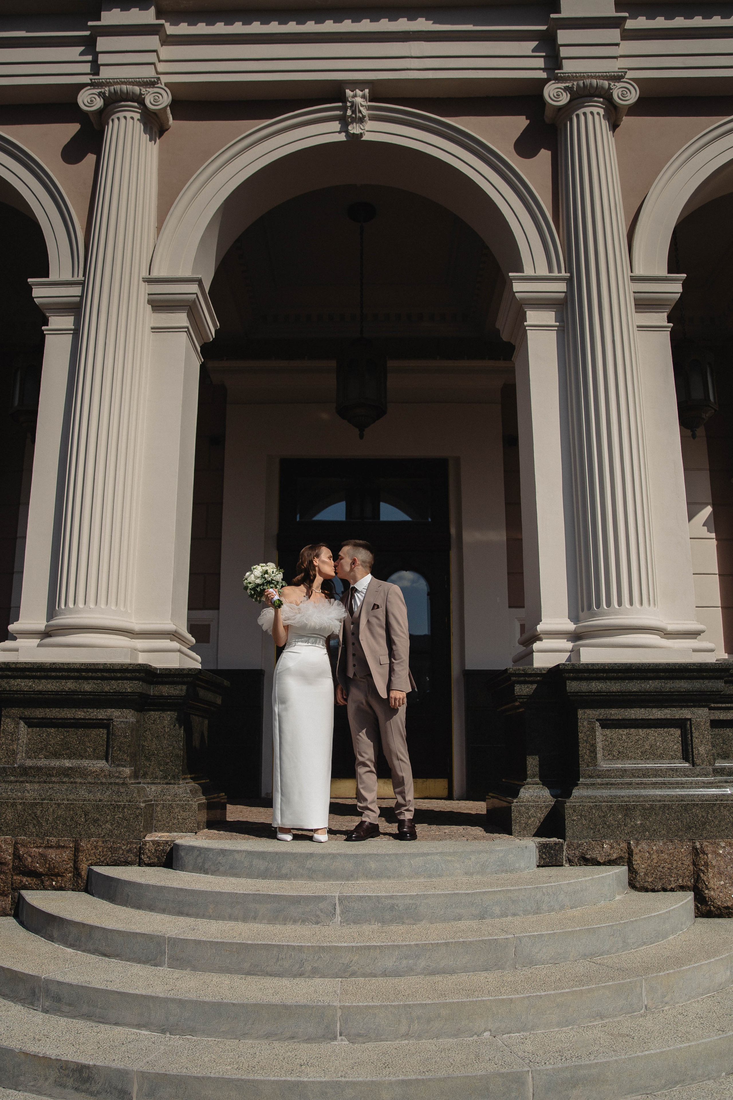 Свадебная прогулка Андрея и Анастасии. Портретный фотограф в Казани Алёна Евсеева