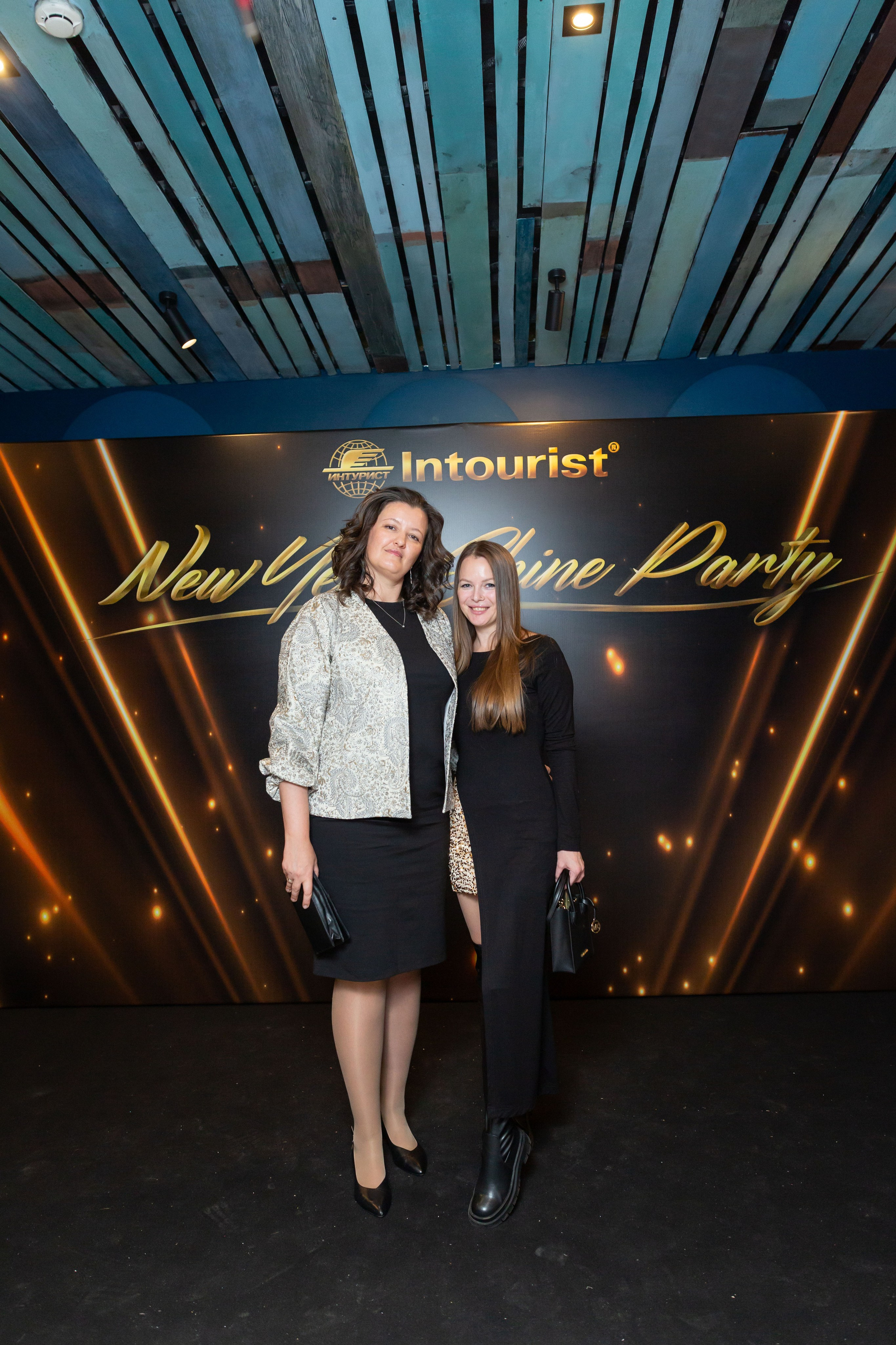 Корпоратив ресторан Времена года Москва. Семейный и детский фотограф Анна Петракова