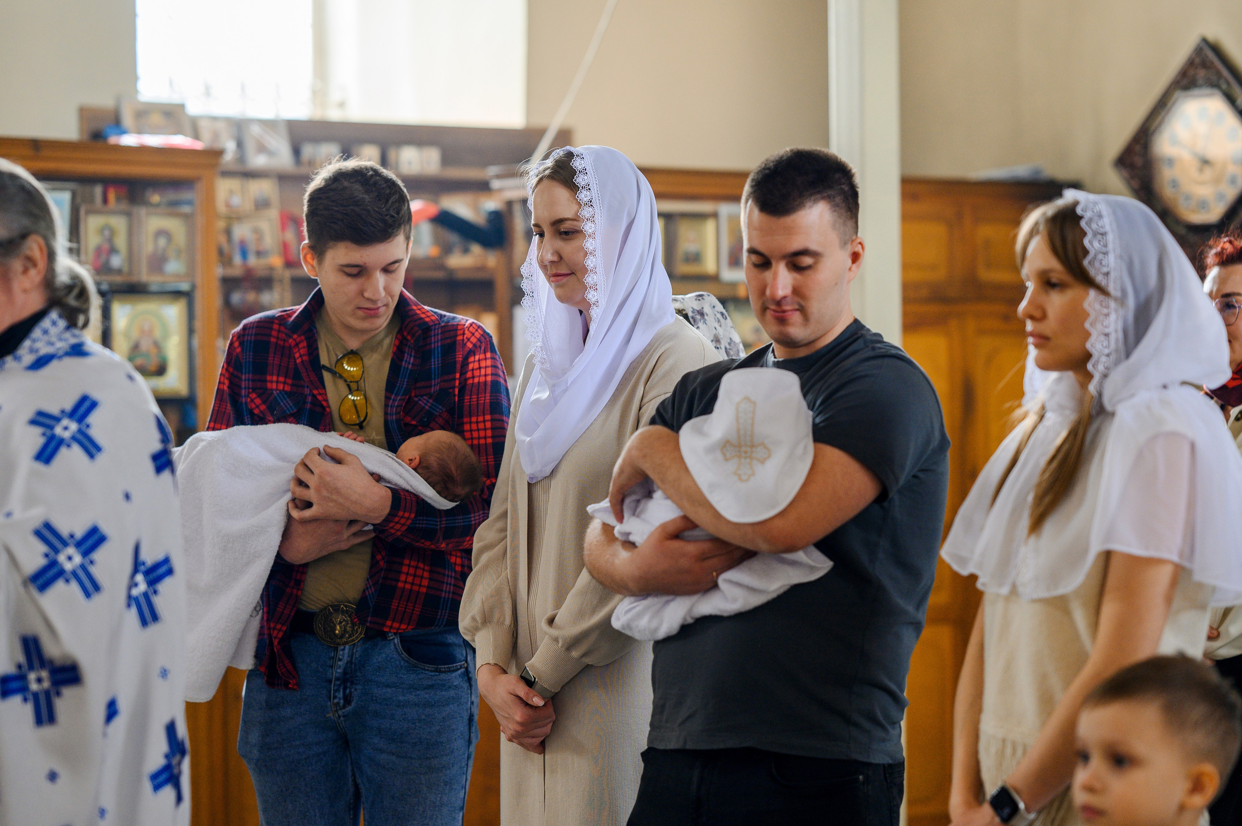 Крещение Евы и Софии. Храм Сергия Радонежского (Соловцовка). Свадебный и семейный Фотограф в Пензе Татьяна Лапоногова