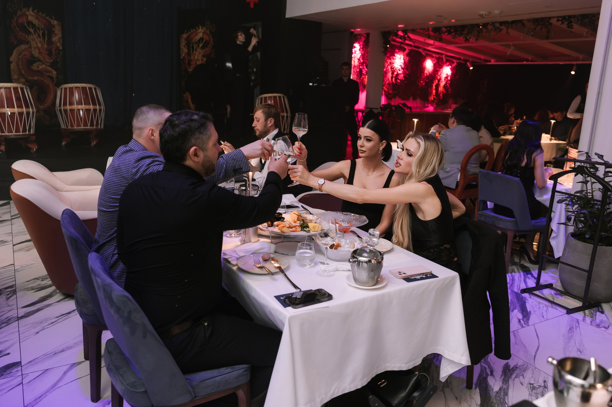 14 февраля (суббота). BENUAR Restaurant