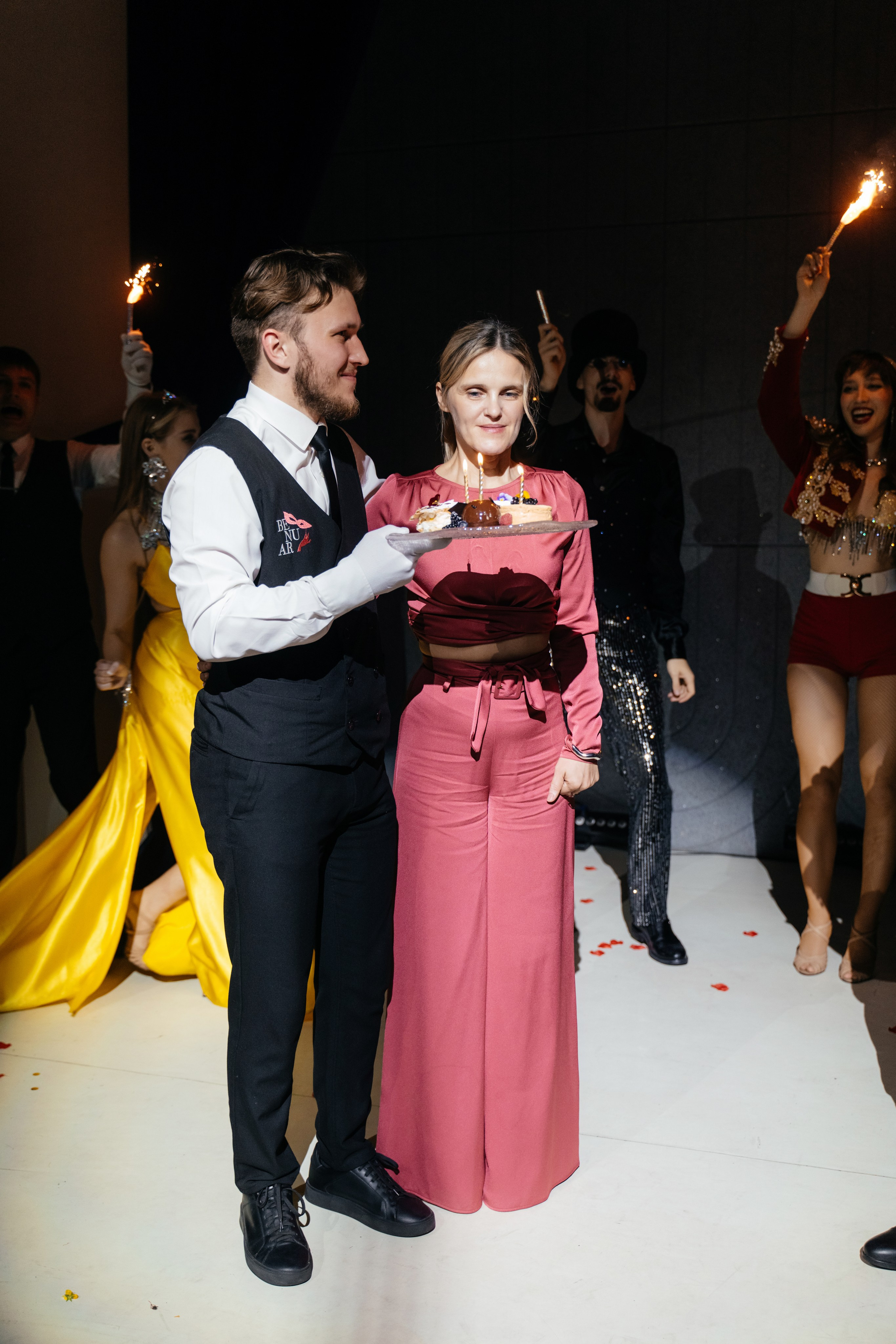 14 июня (пятница). BENUAR Restaurant