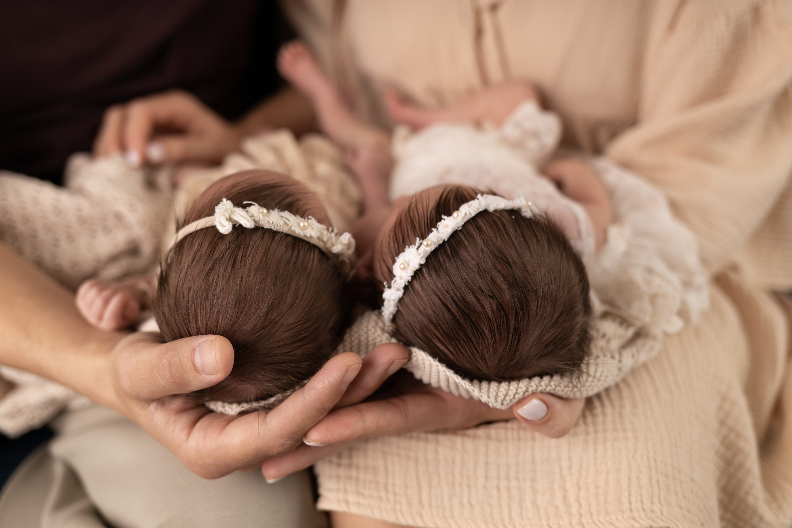 Newborn съемка в стиле Лайф. Фотограф новорожденных малышей в Омске и Омской области Эльвира Камаева
