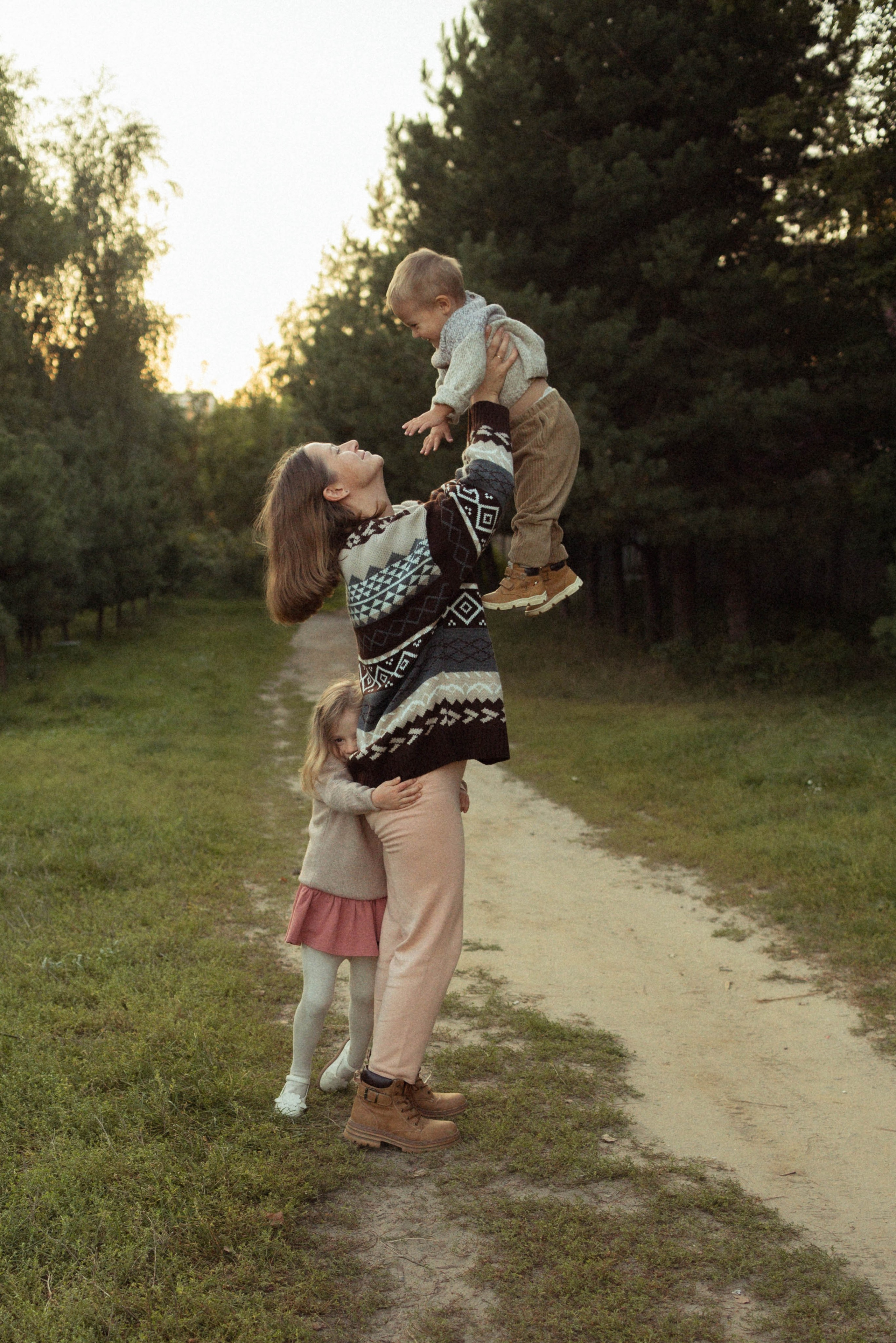 Семейная фотосессия на природе. Семейный фотограф в Железнодорожном Масаева Елена