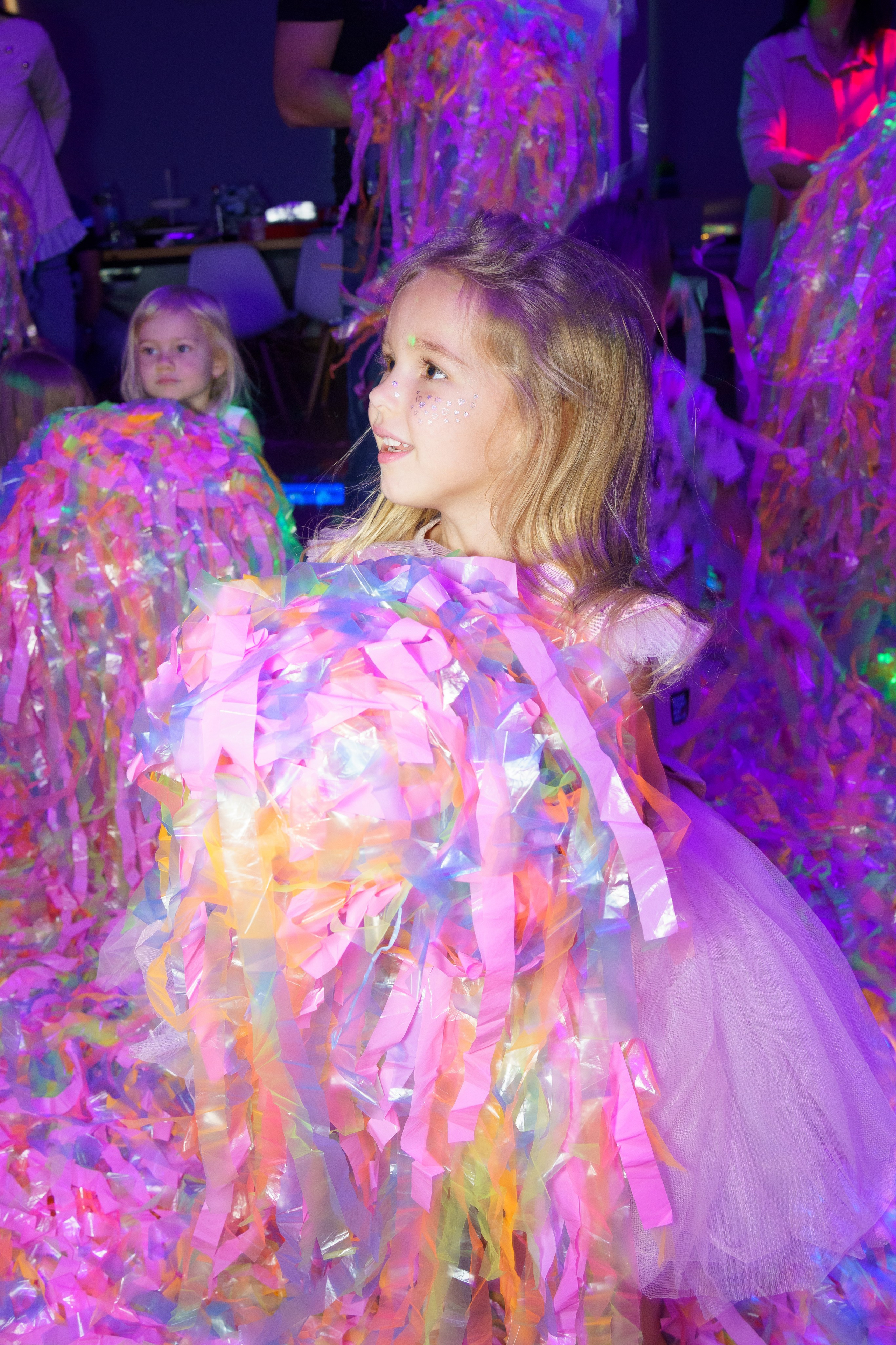 Репортажная съемка дня рождения в лофте. Фотограф Екатерина Канчалаба