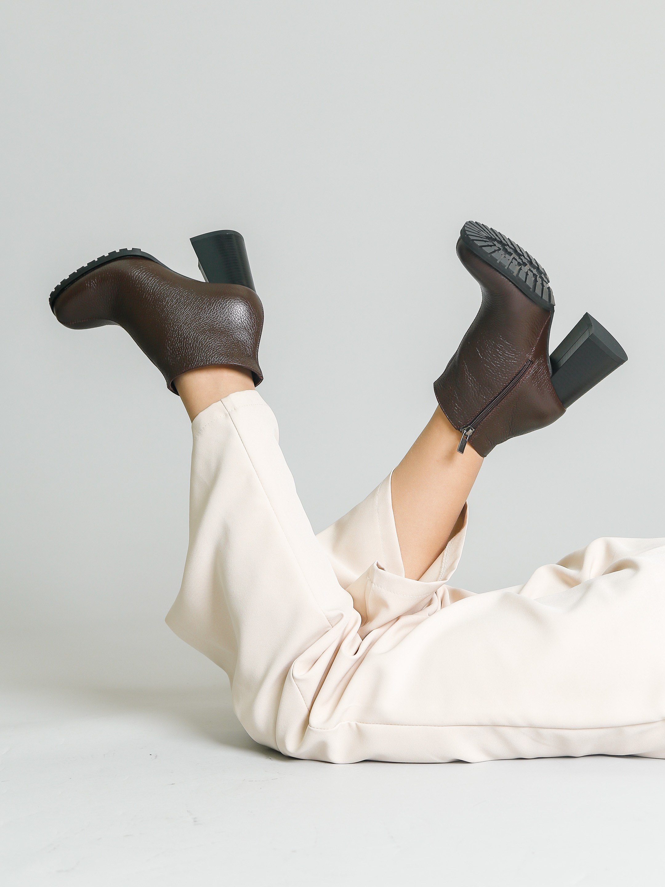 WB Обувь Suil. Свадебный Фотограф в Москве Гор Магтагян