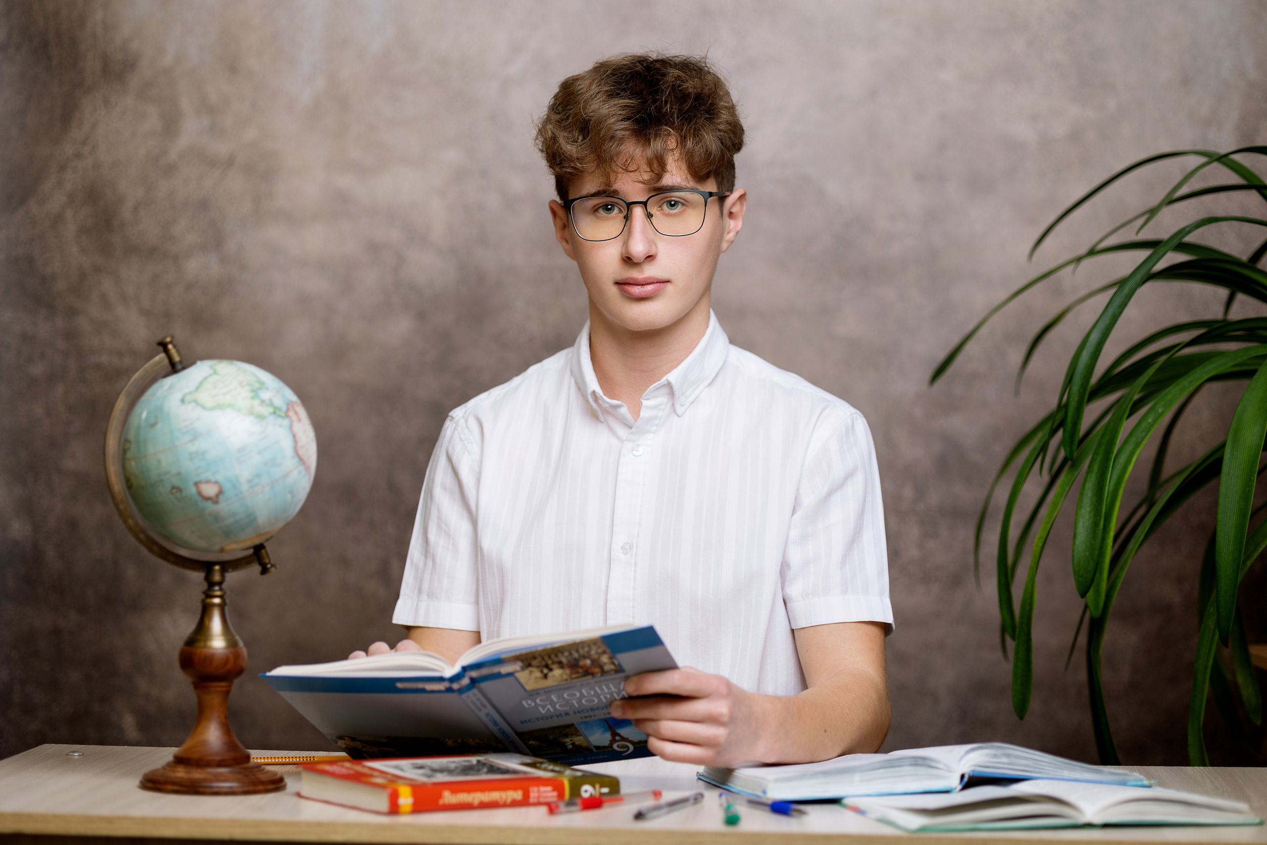 Школа 37 Великий Новгород. Выпускные альбомы. Школьный и семейный фотограф Виктория Игнатьева