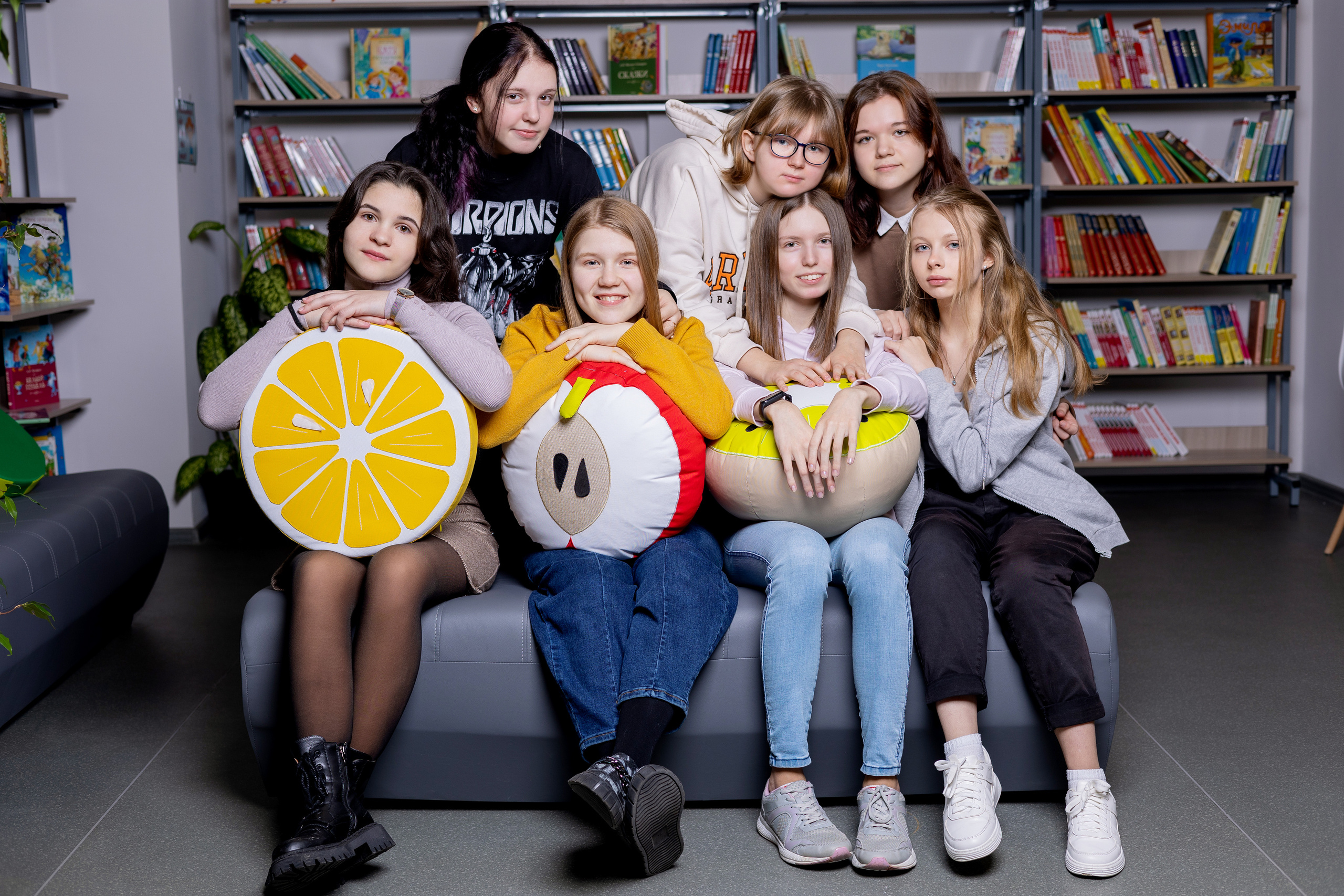 Школа 37 Великий Новгород. Выпускные альбомы. Школьный и семейный фотограф Виктория Игнатьева