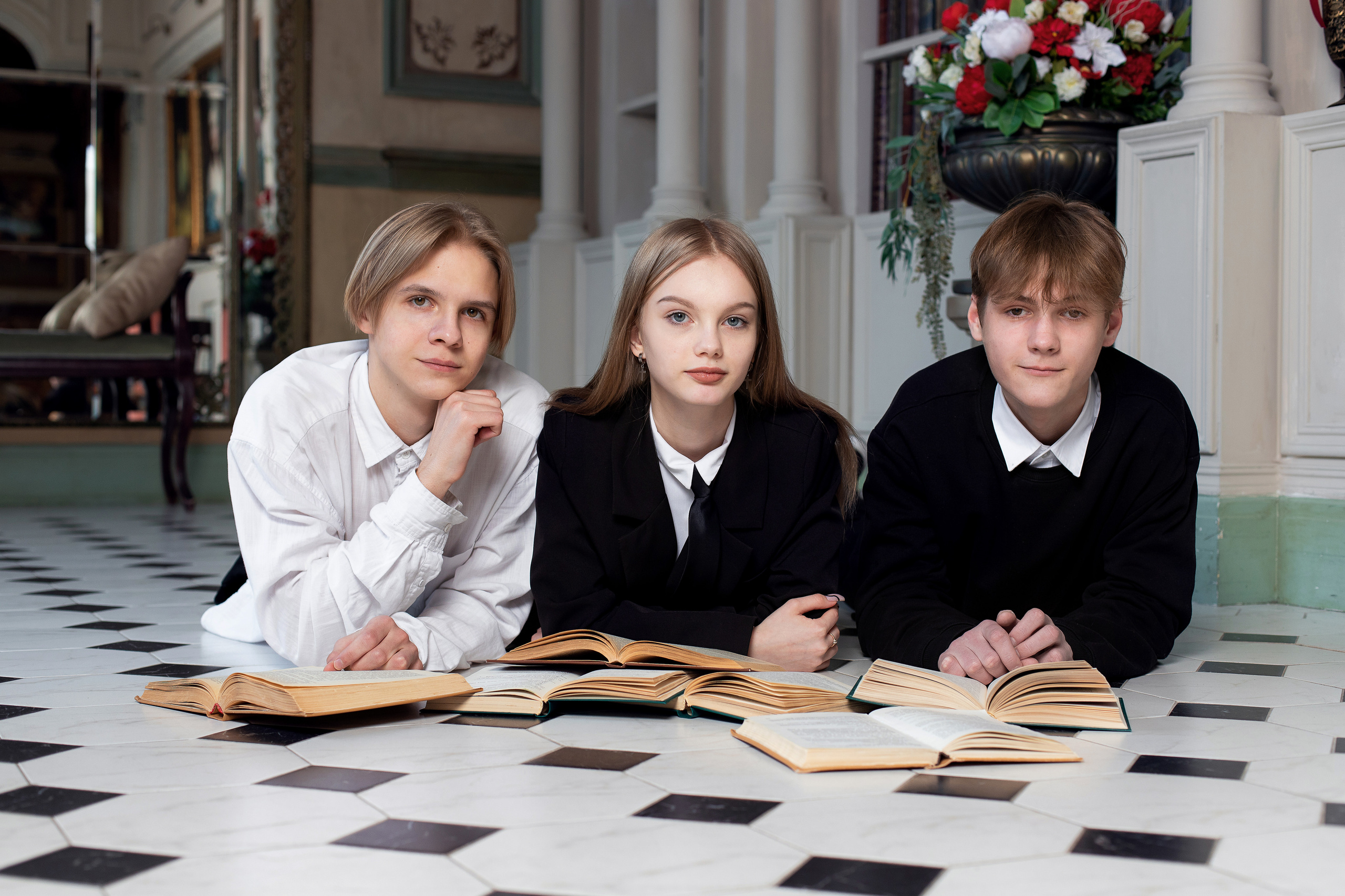 Зал Галерея. Выпускные альбомы. Школьный и семейный фотограф Виктория Игнатьева