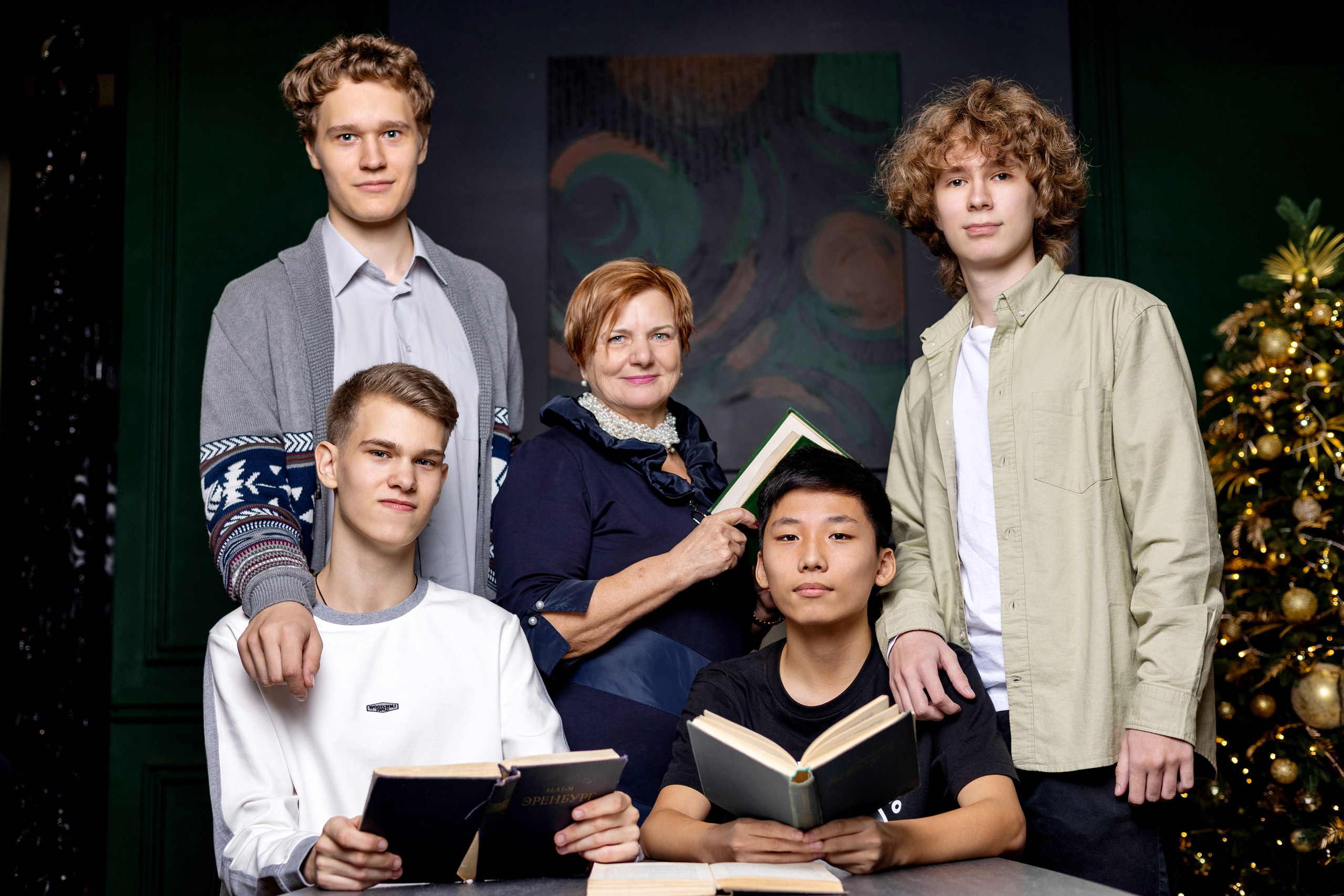 Зал Loft. Выпускные альбомы. Школьный и семейный фотограф Виктория Игнатьева