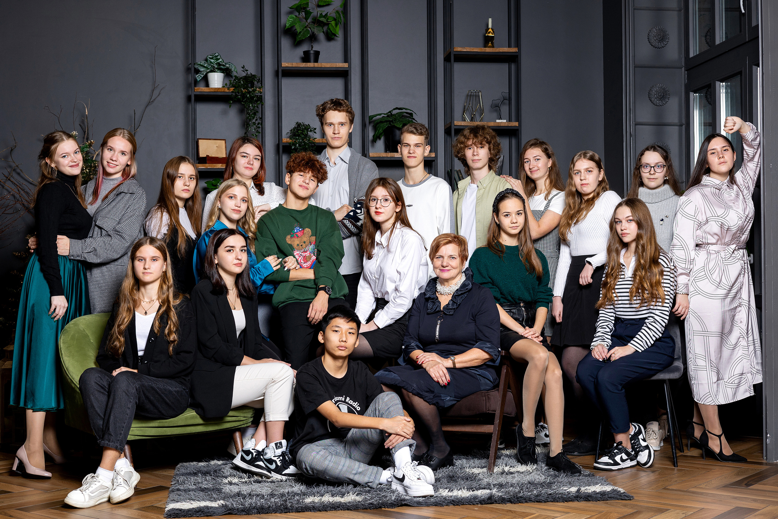 Зал Loft. Выпускные альбомы. Школьный и семейный фотограф Виктория Игнатьева