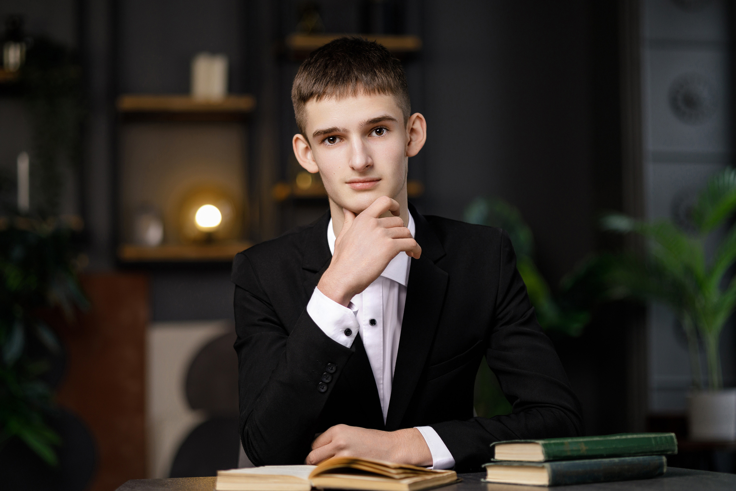 Зал Loft. Выпускные альбомы. Школьный и семейный фотограф Виктория Игнатьева