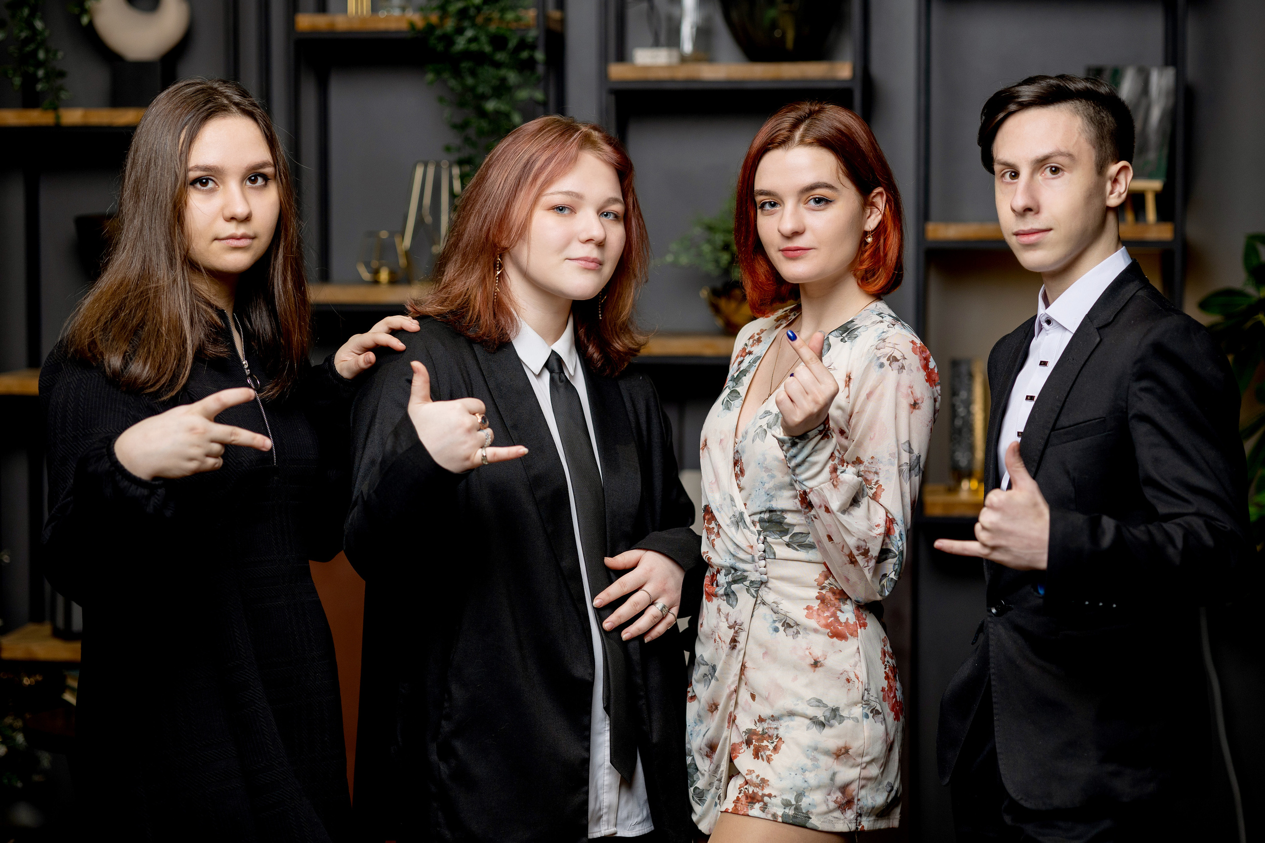 Зал Loft. Выпускные альбомы. Школьный и семейный фотограф Виктория Игнатьева